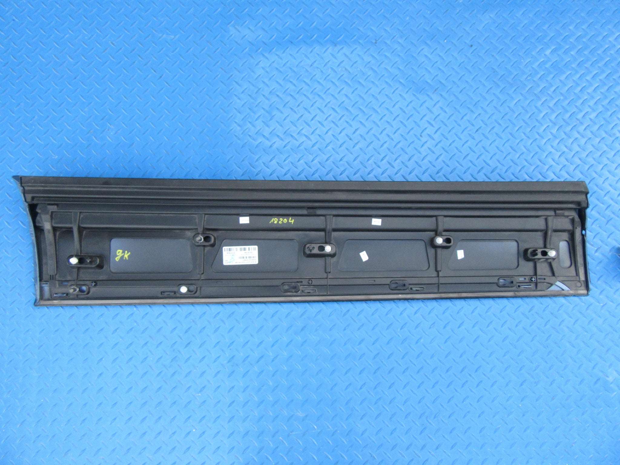 Bentley Bentayga right front door trim panel #2114