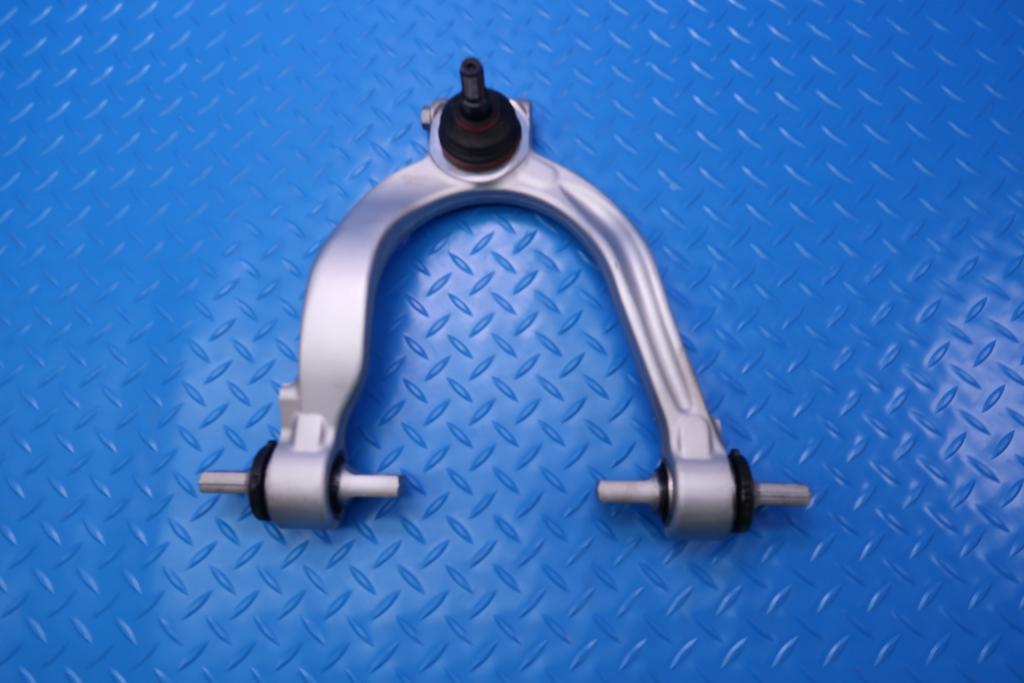 Lamborghini Huracan left & right front upper control arms #12608