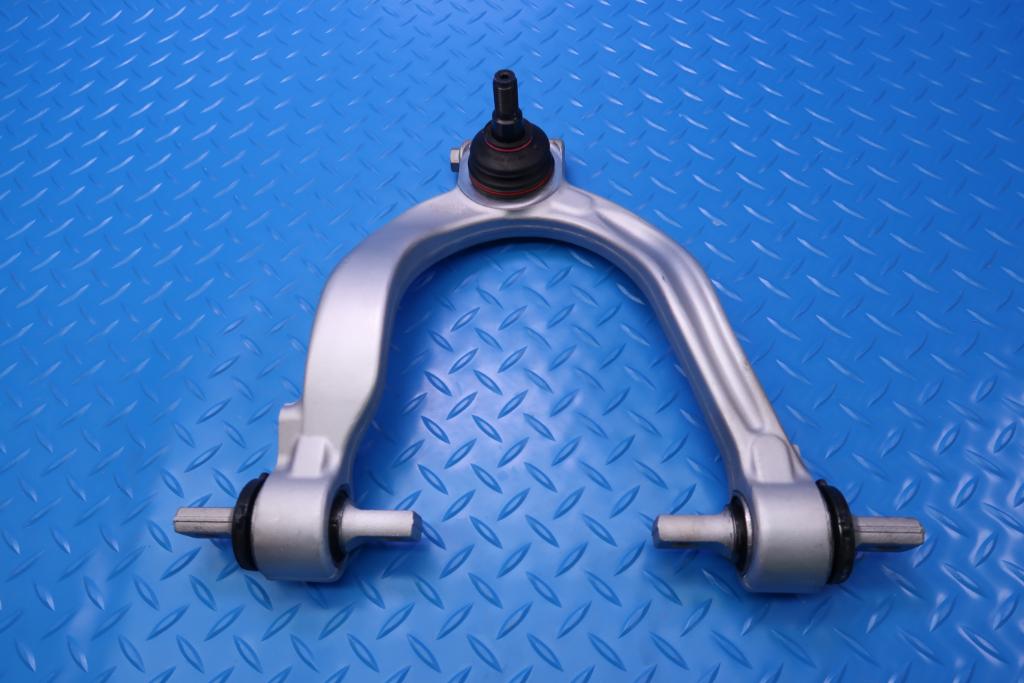 Lamborghini Huracan right front upper control arm #12610