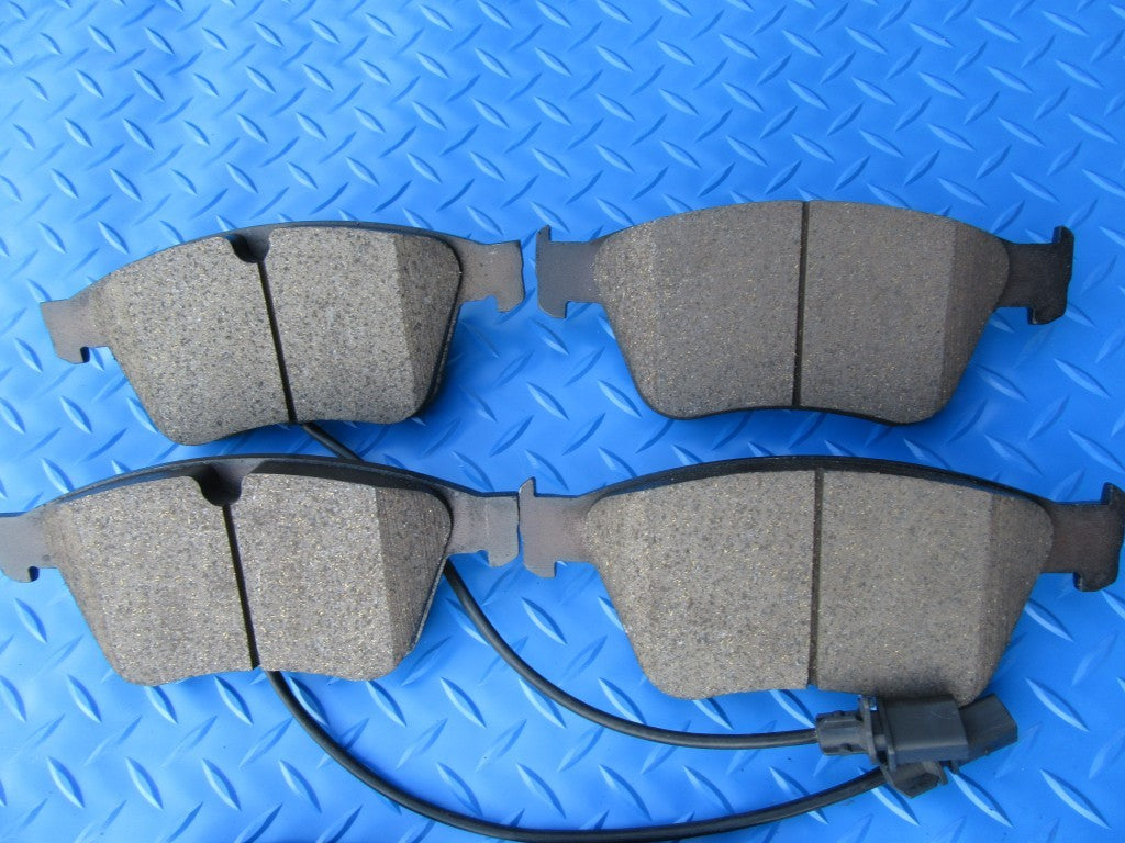 Bentley Continental GT GTC Flying Spur front and rear brakes brake pads #5842