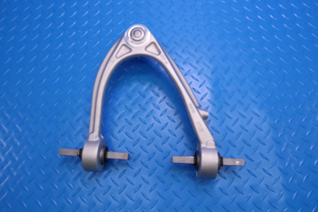 Ferrari 488 458 812 F8 F12 California left front upper control arm #12623