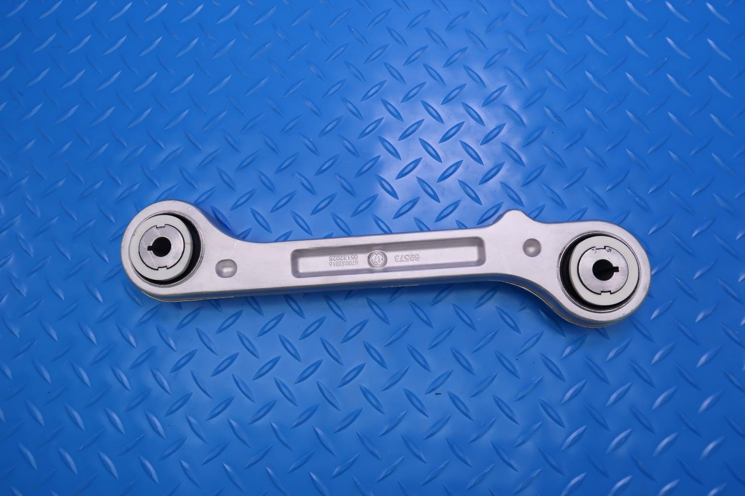Maserati Levante left & right rear suspension control arms 8pcs #12625