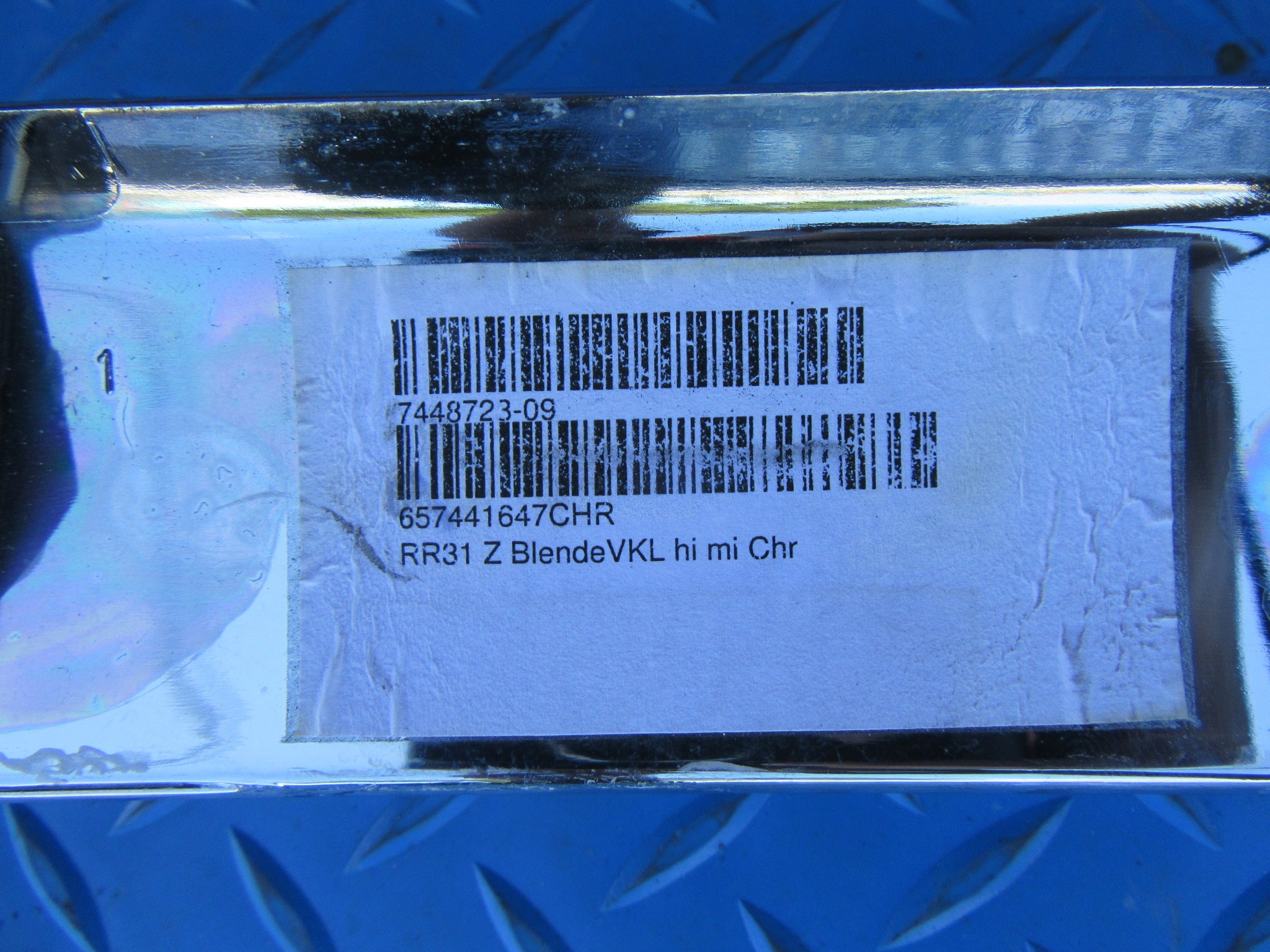 Rolls Royce Cullinan rear bumper chrome trim #2092