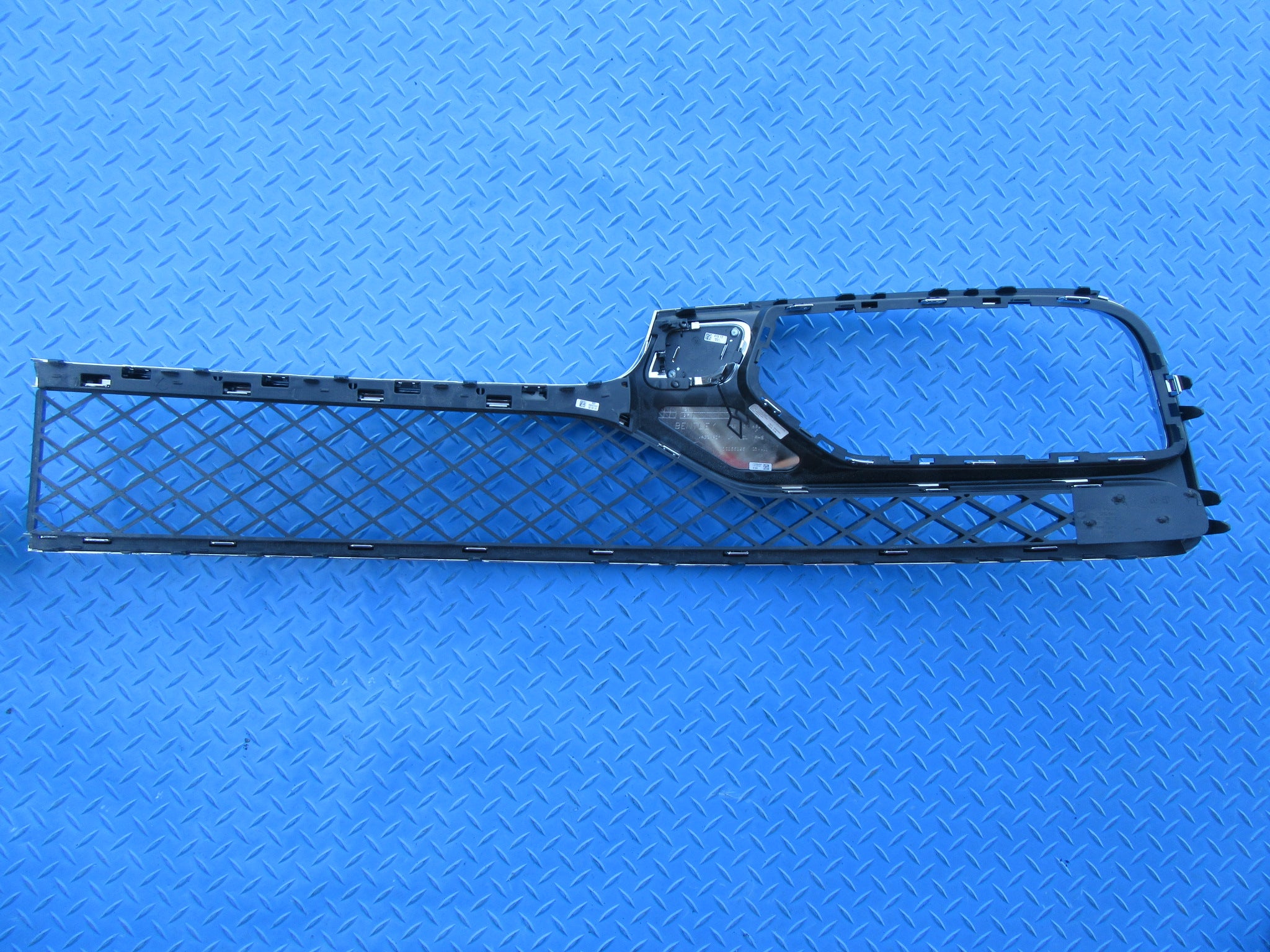 Bentley Continental Flying Spur chrome right front bumper grille black mesh #2106