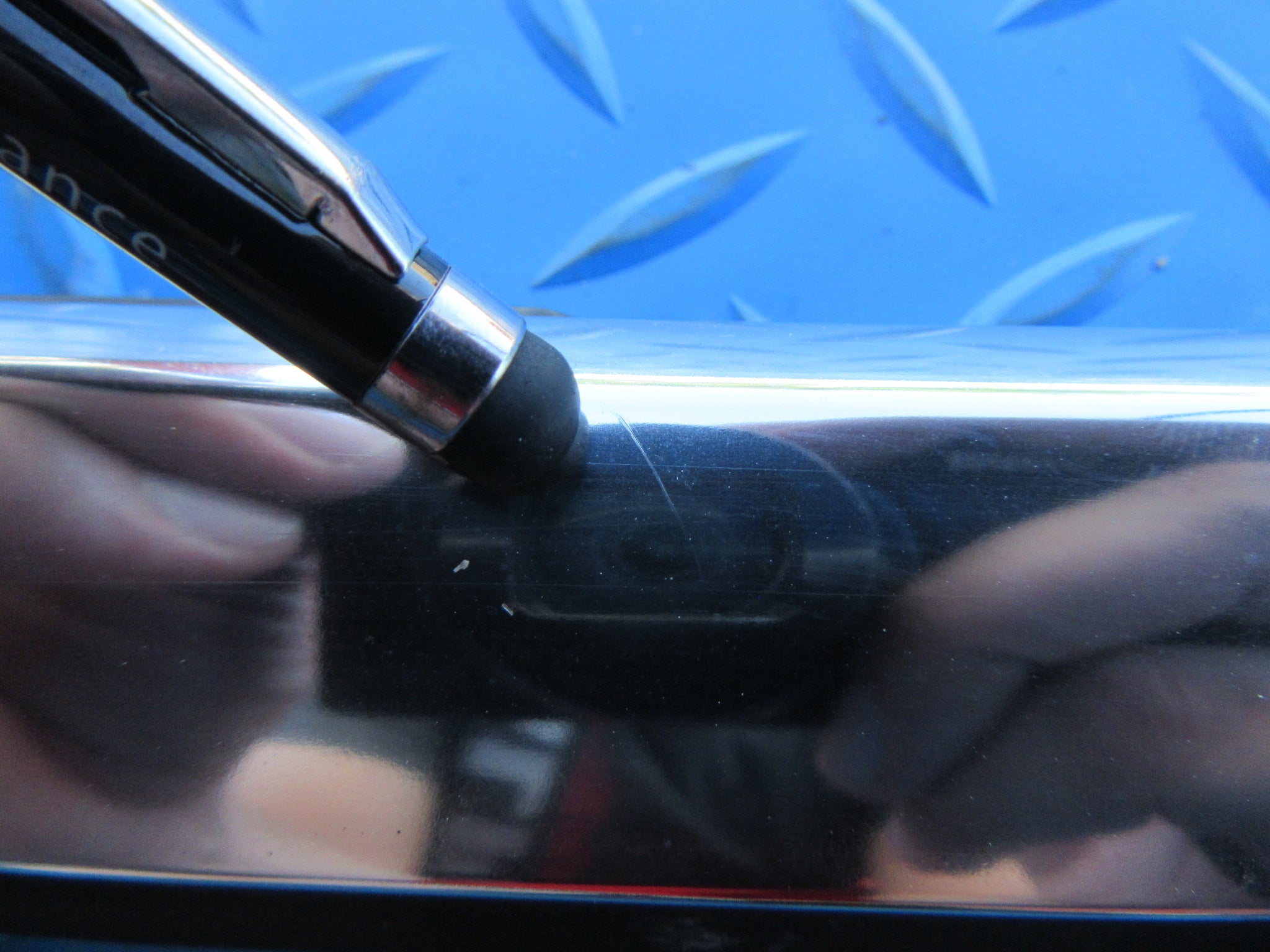 Rolls Royce Ghost left door window trim #2095