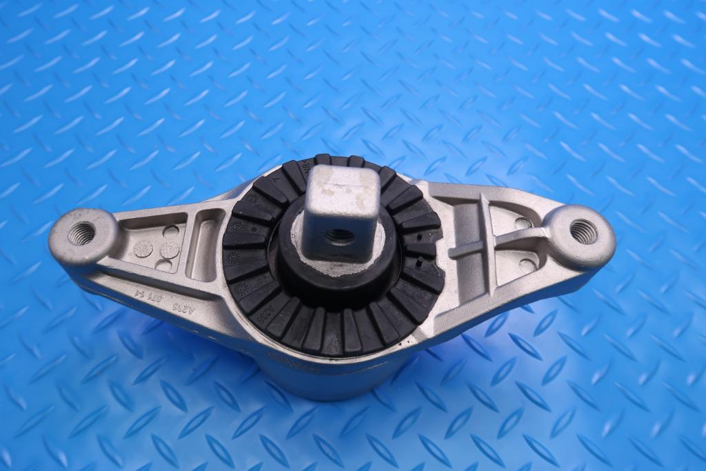 Maserati Ghibli Quattroporte Sq4 Levante 4WD left engine mount #12644