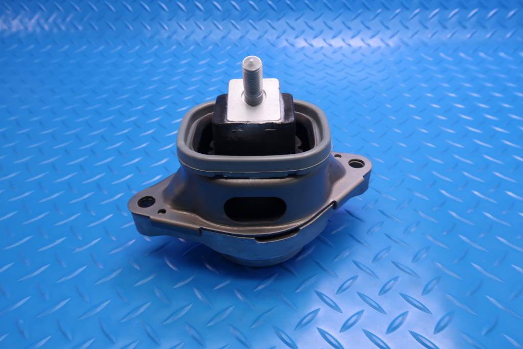 Rolls Royce Phantom left or right engine mount 1pc #12650