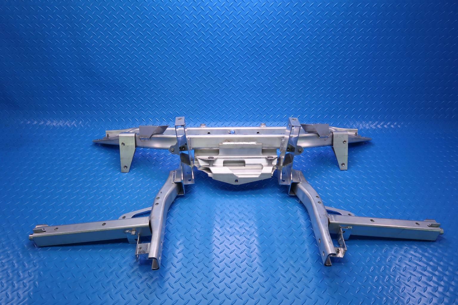 Rolls Royce Ghost Wraith Dawn front center cross member radiator support #12653