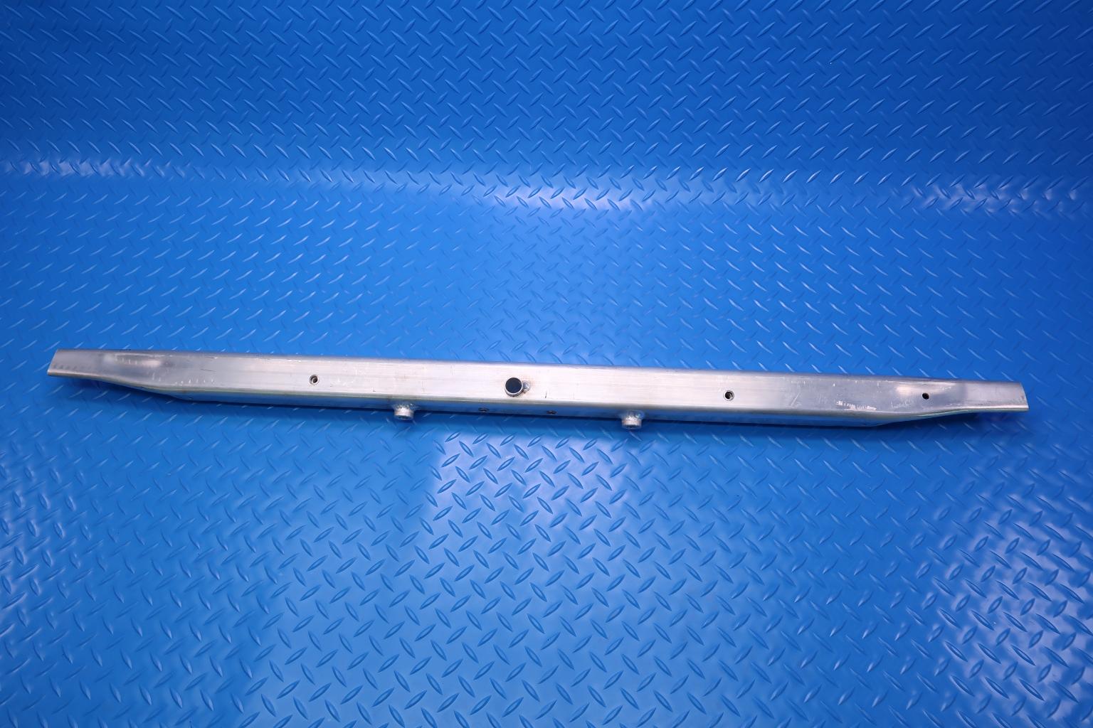 Rolls Royce Ghost Wraith Dawn front center cross member radiator support #12656