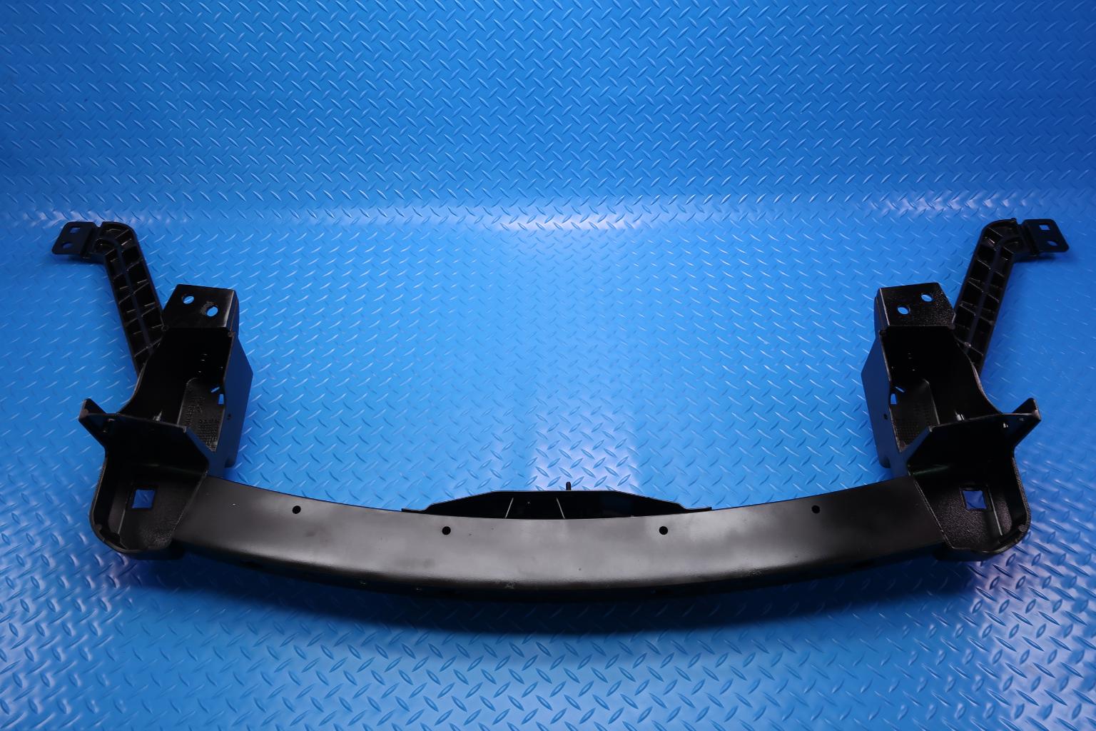 Maserati Quattroporte front cross member #12661