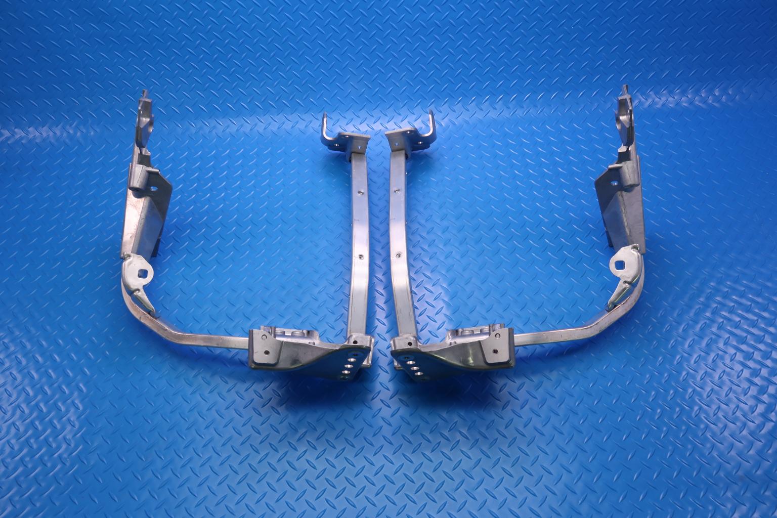 Bentley Bentayga left & right headlight cross support bracket #12665