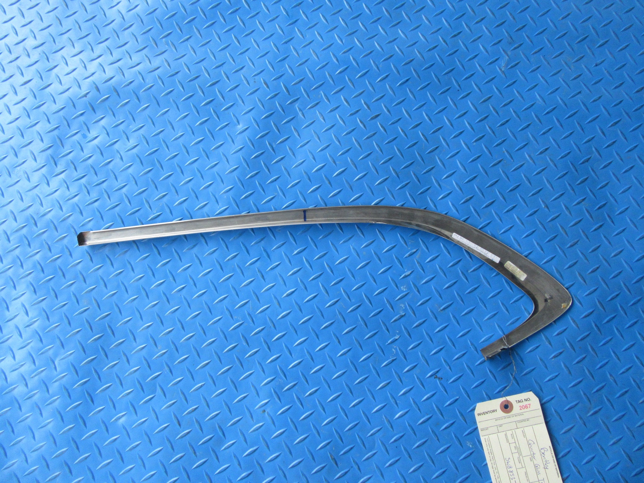 Bentley GT left rear quarter glass chrome trim #2067