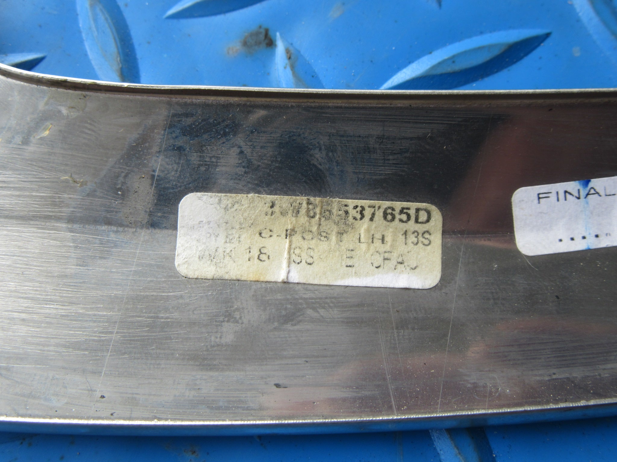 Bentley GT left rear quarter glass chrome trim #2067