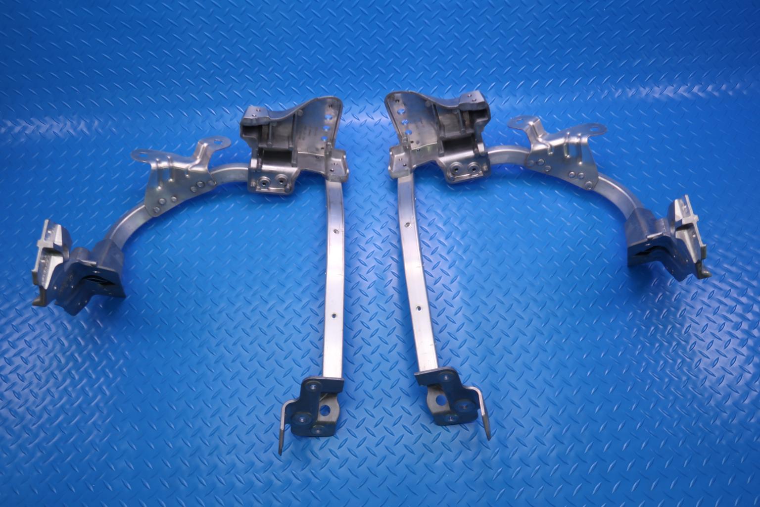 Bentley Bentayga right & left headlight cross support bracket #12662