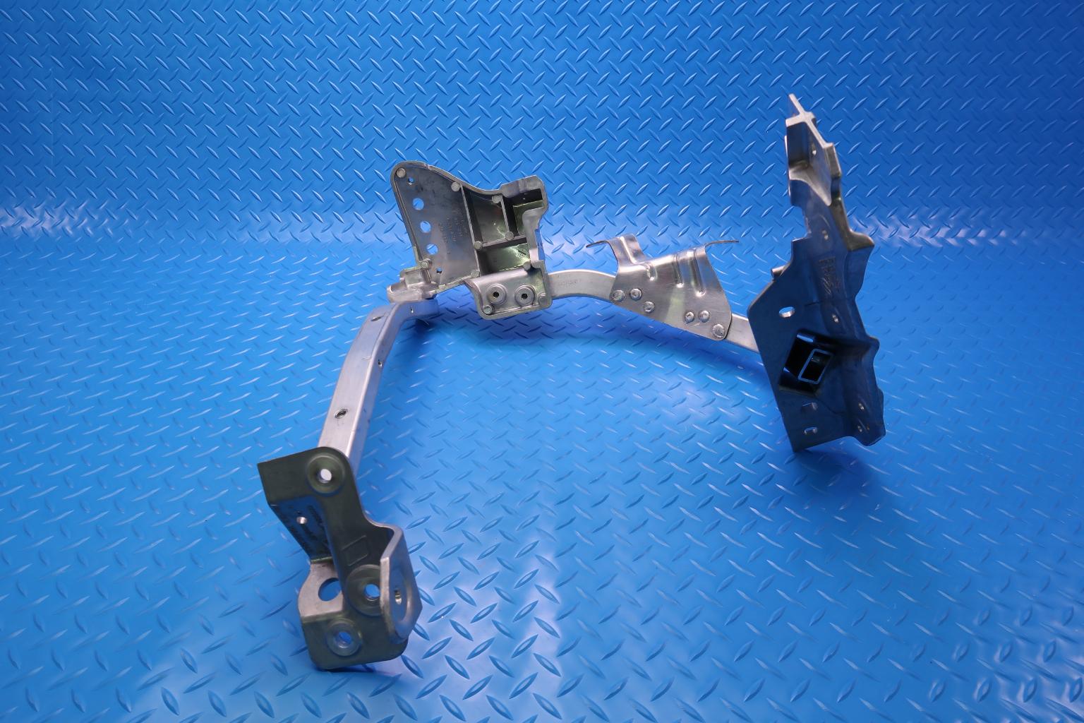 Bentley Bentayga right & left headlight cross support bracket #12662