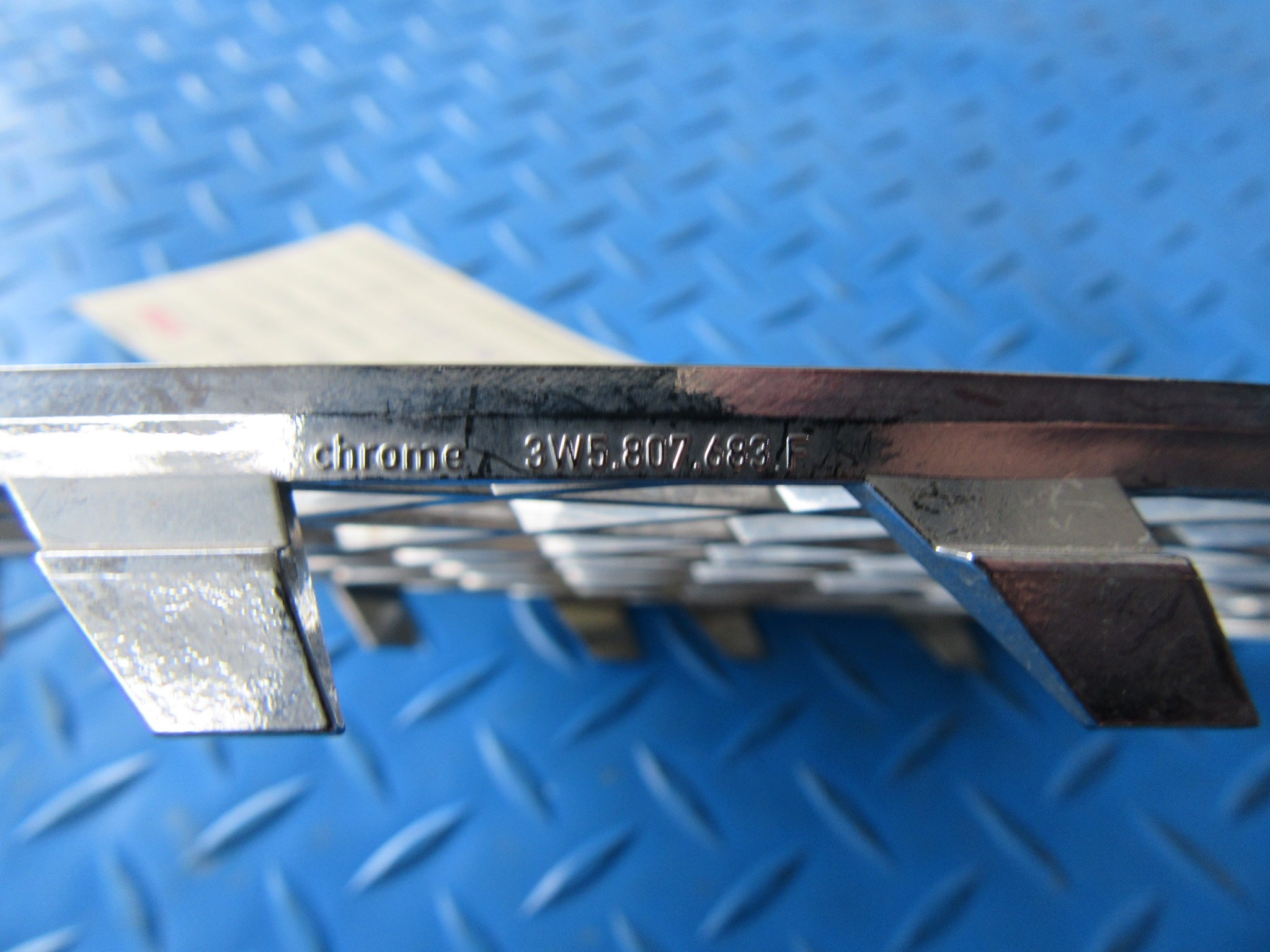 Bentley Continental Flying Spur Facelift front bumper left chrome grille #2065