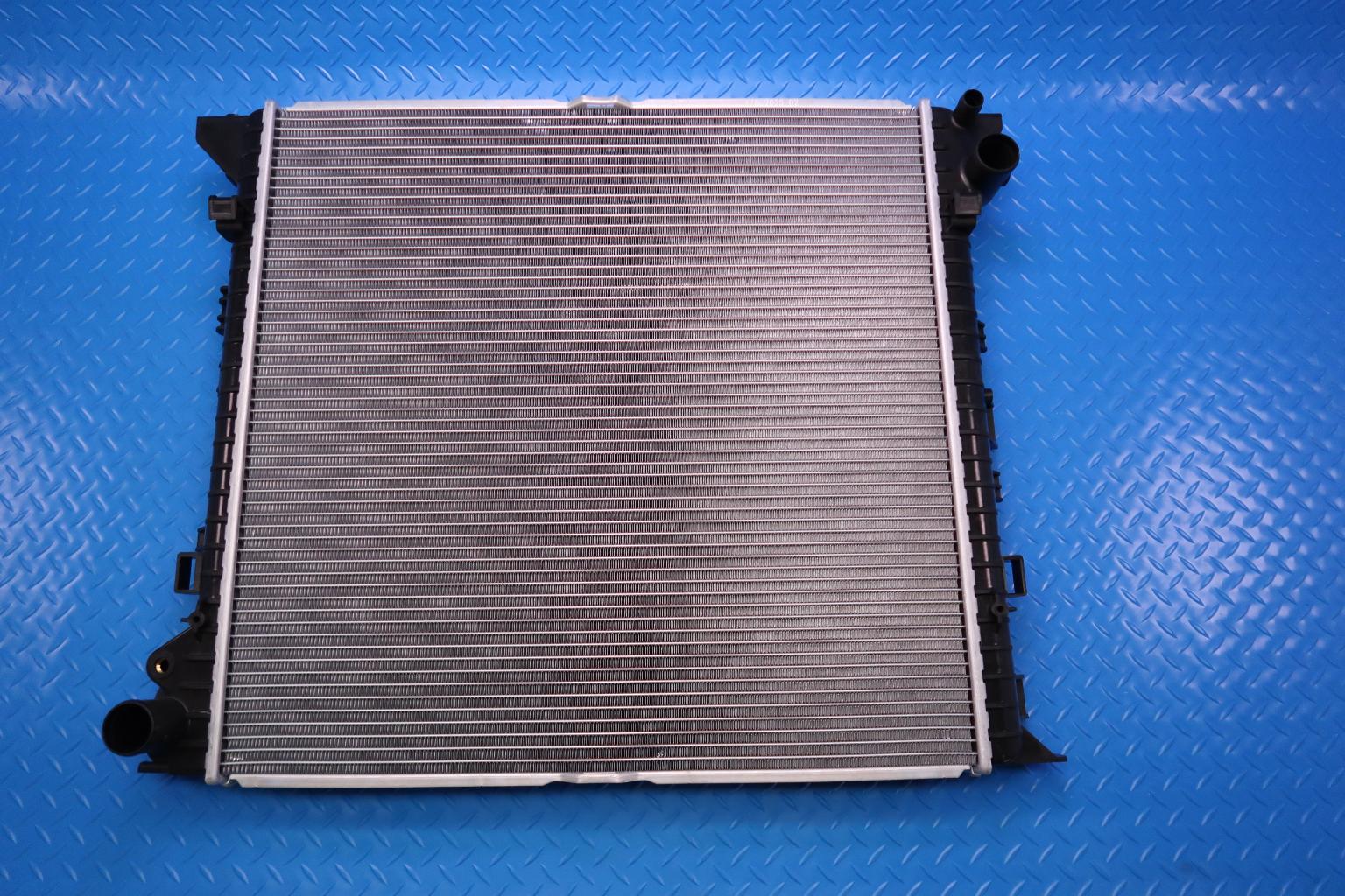 Bentley Mulsnne water cooling radiator #12674