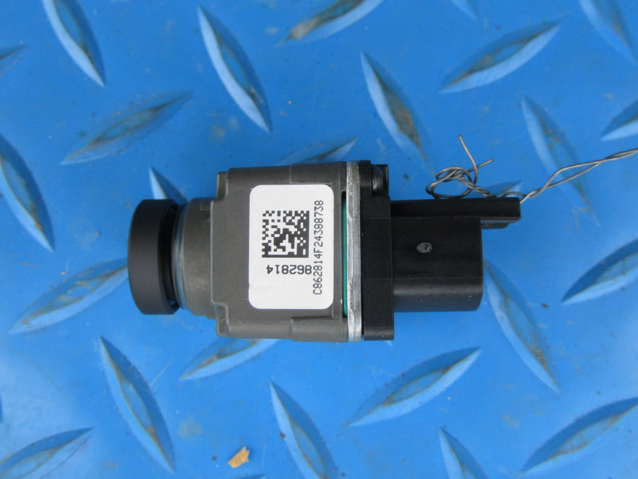 Bentley Bentayga front grille side mirror camera #2654