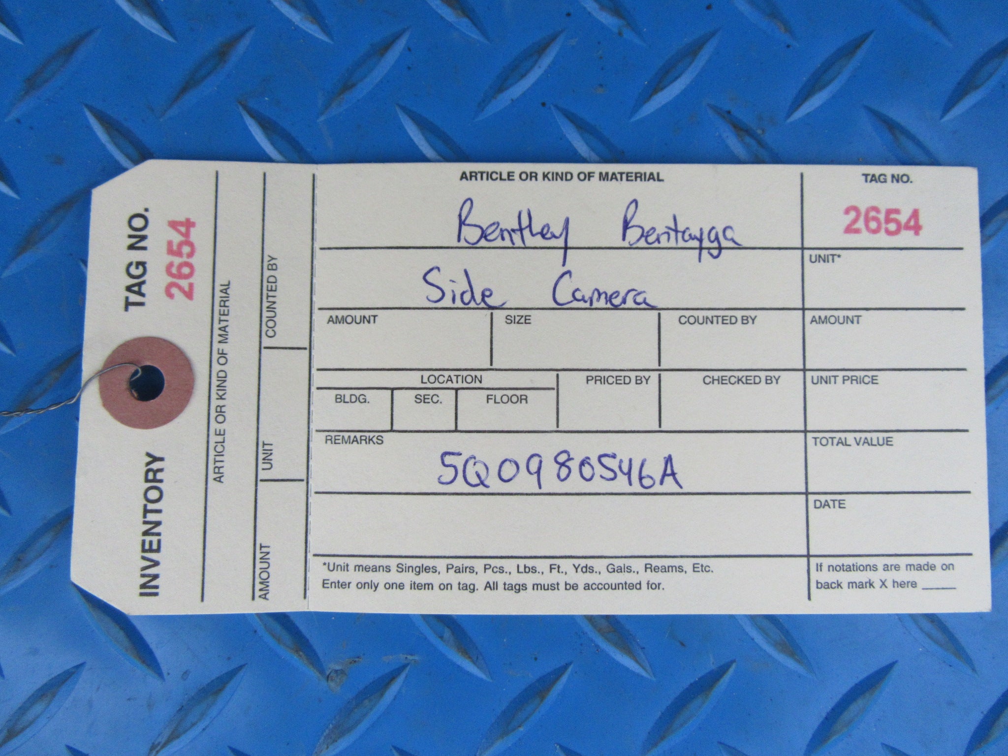 Bentley Bentayga front grille side mirror camera #2654