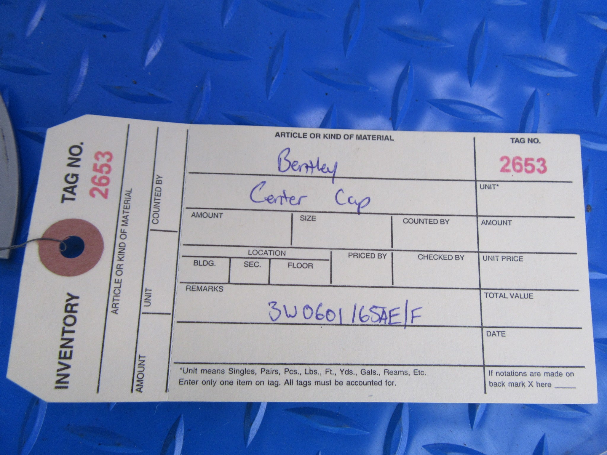 Bentley Continental Flying Spur GT GTC center cap #2653