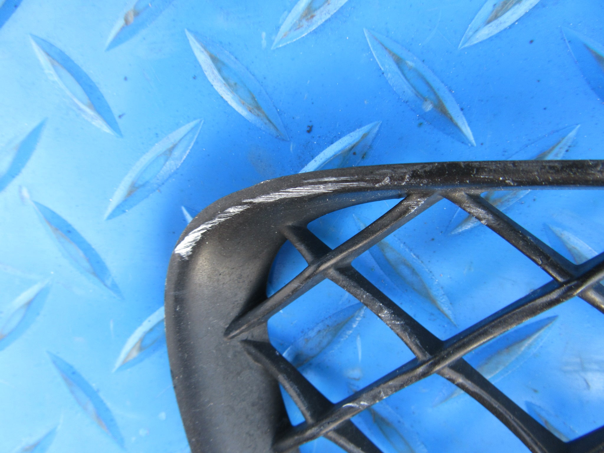 Bentley Continental GT GTC right front bumper grille #2044