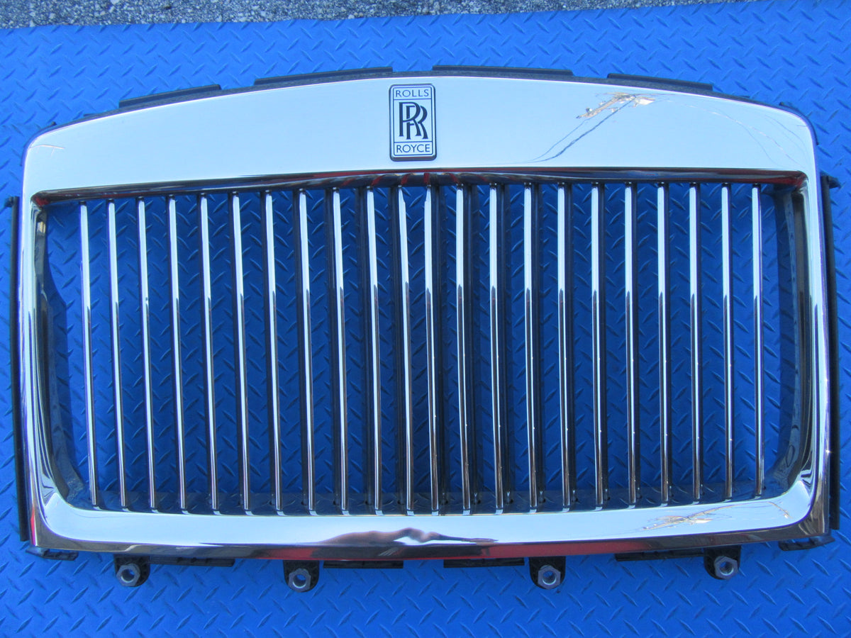 Rolls Royce Cullinan radiator grille #2220
