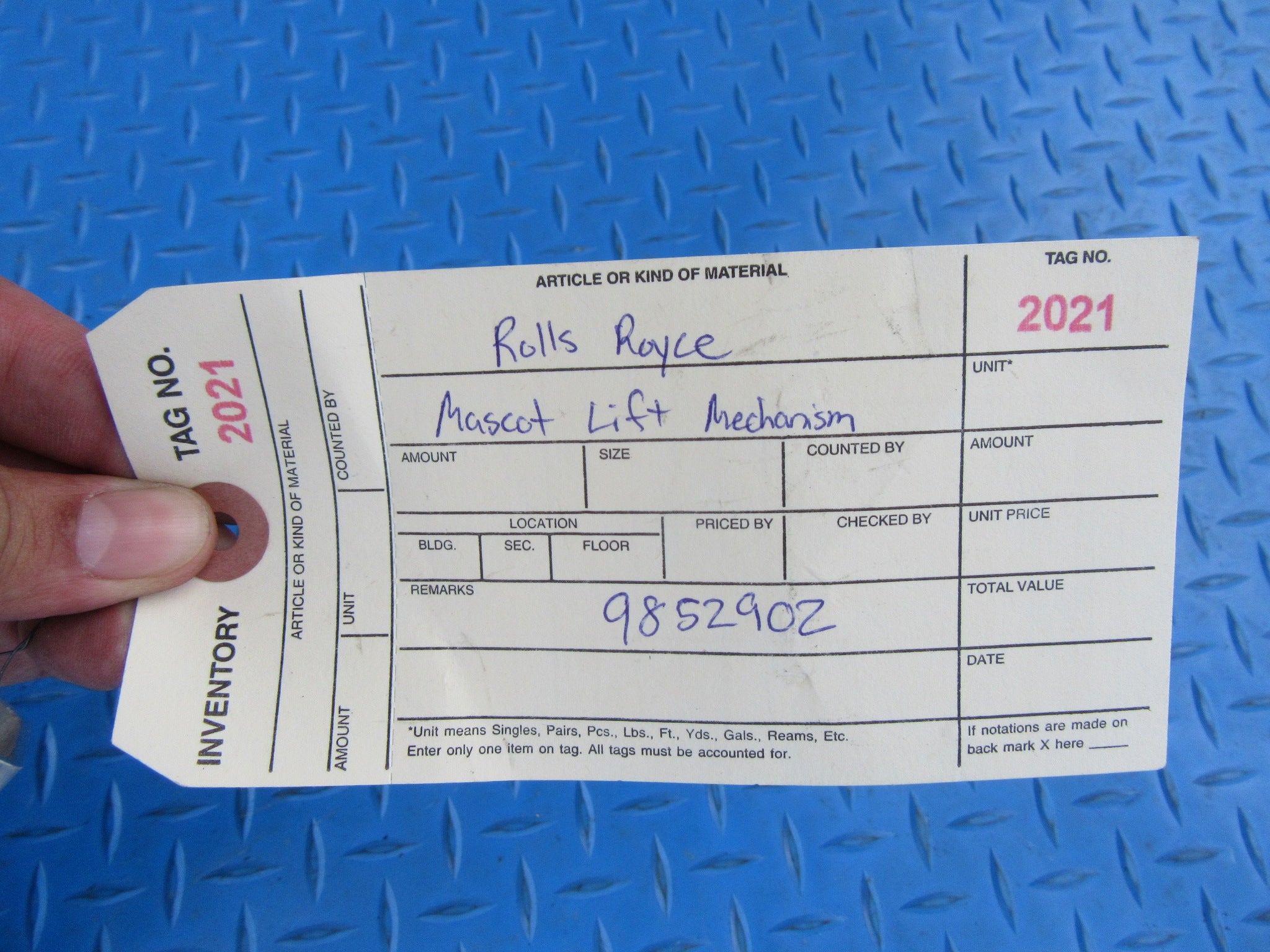 Rolls Royce Cullinan RR31 mascot lift mechanism #2021