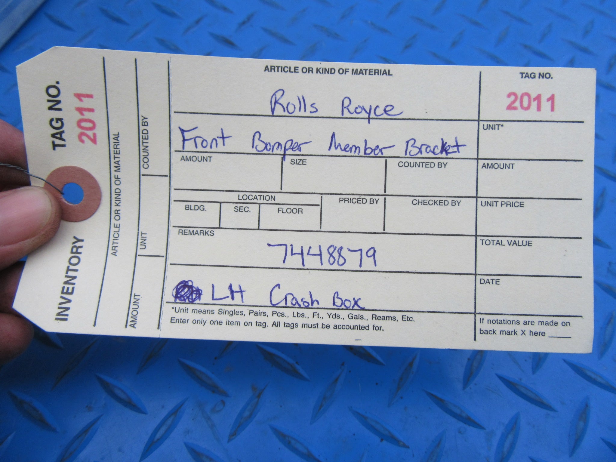 Rolls Royce Cullinan front crossmember left crash box bracket #2011