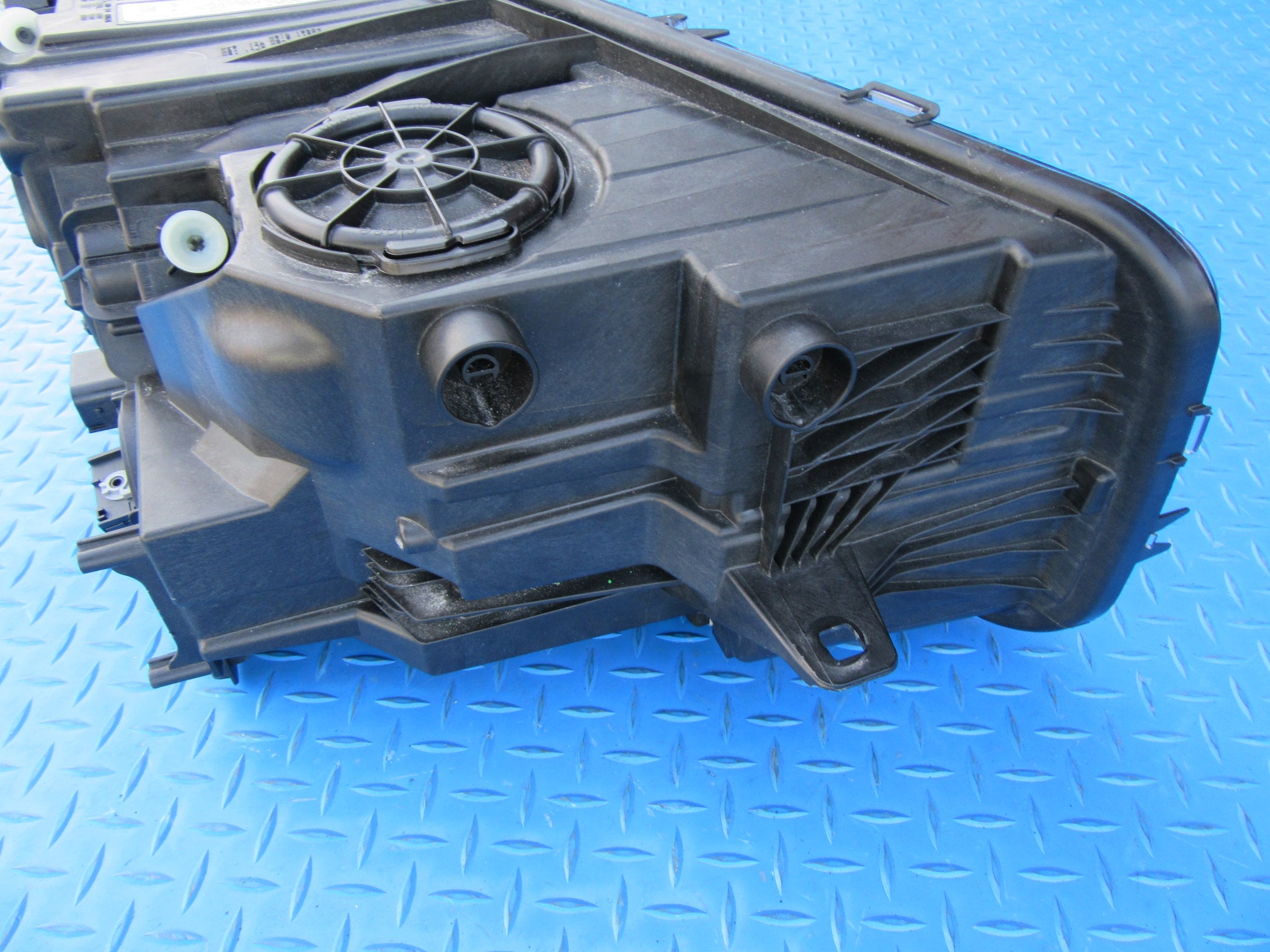 Rolls Royce Cullinan left headlight #2020