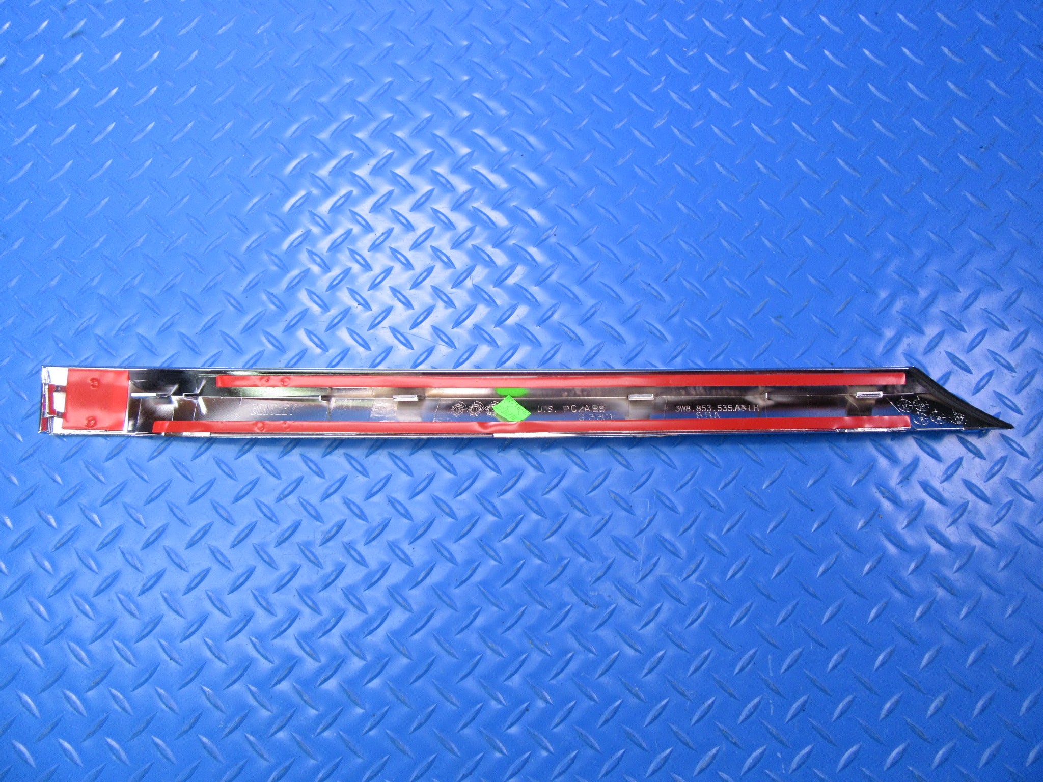 Bentley Continental GT GTC left rear quarter panel trim #9014