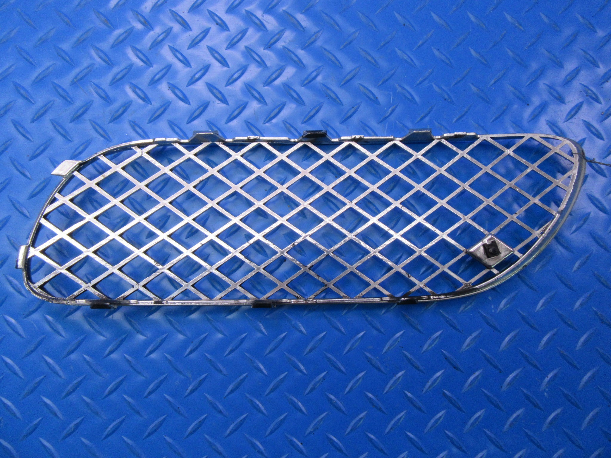 Bentley Continental GT GTC right front bumper grille #0050