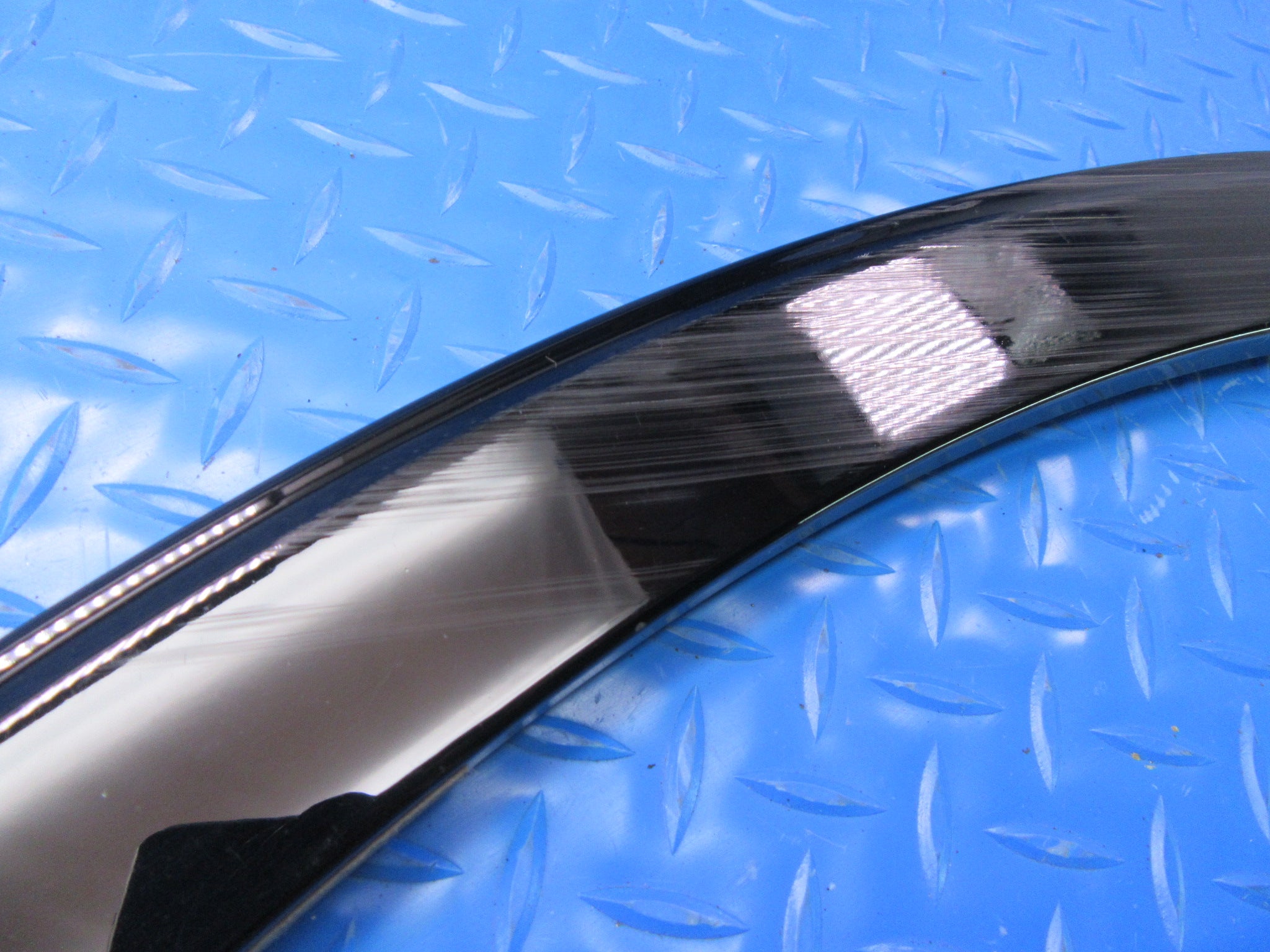Bentley Bentayga right rear wheel arch trim #0061