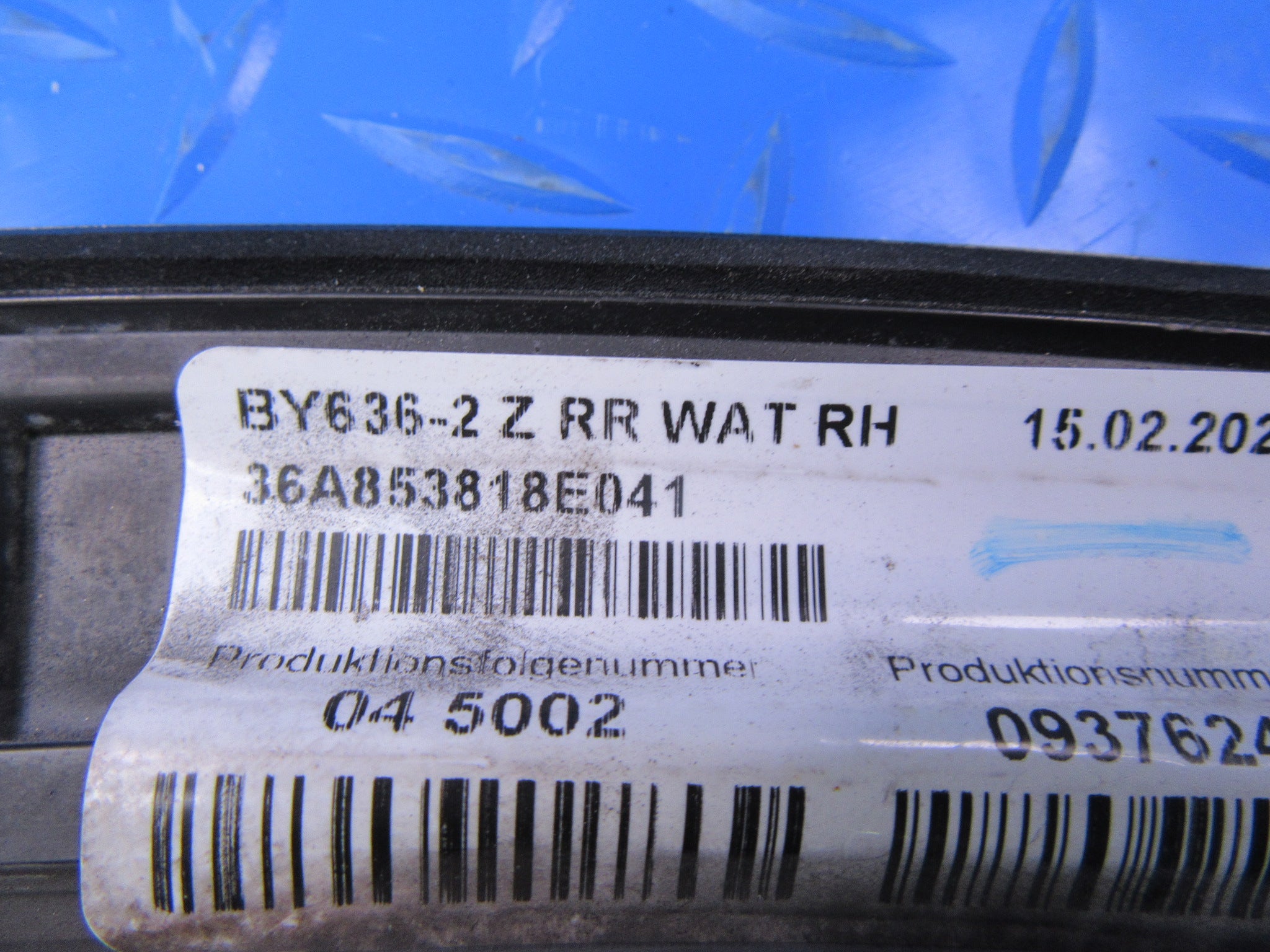 Bentley Bentayga right rear wheel arch trim #0061