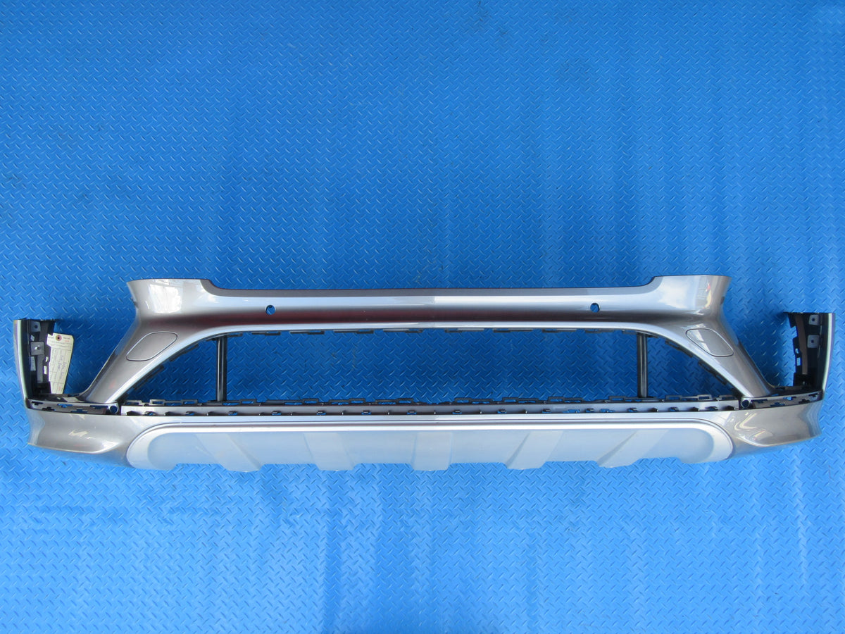 Bentley Bentayga front bumper cover #0077