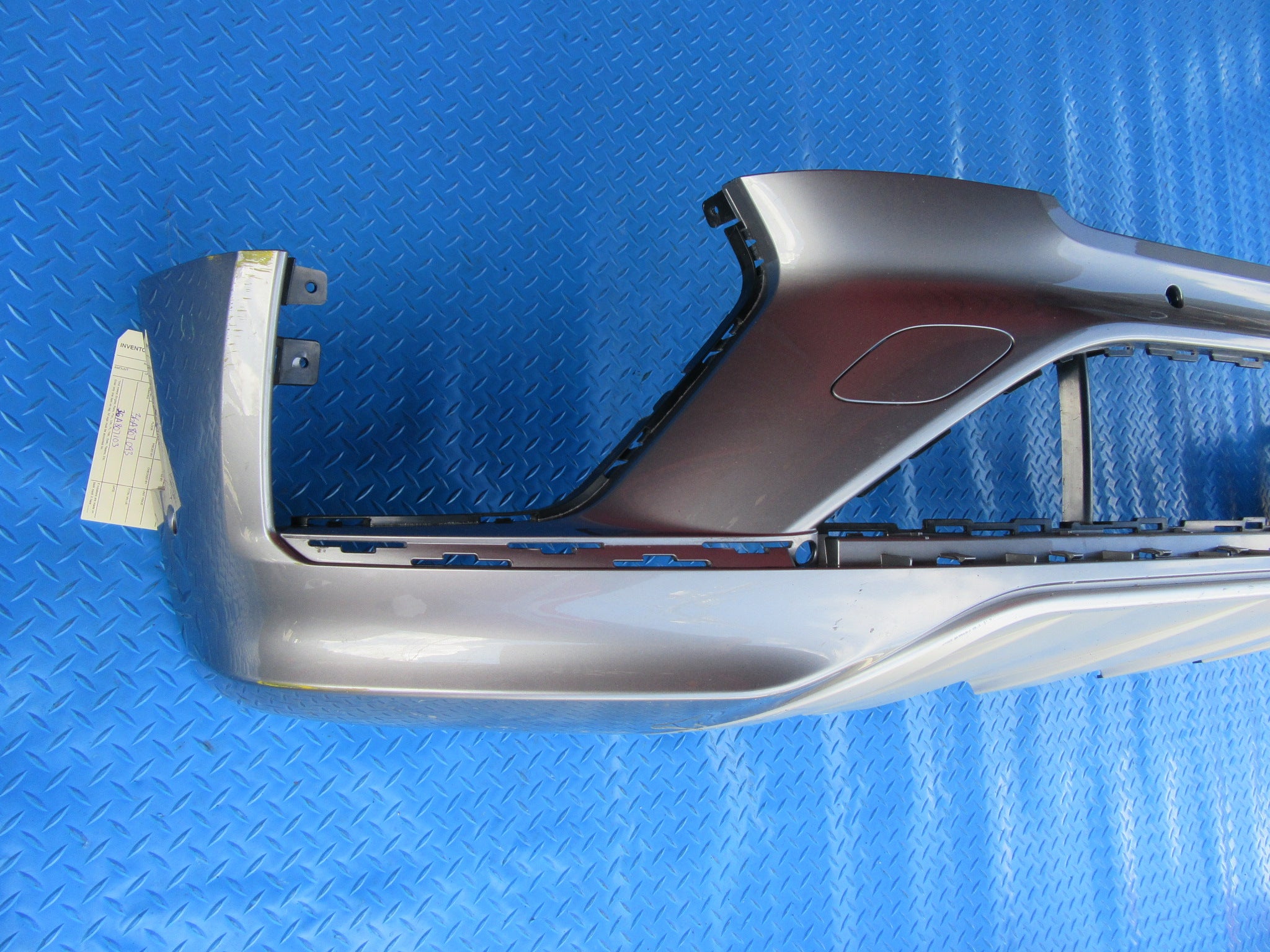 Bentley Bentayga front bumper cover #0077