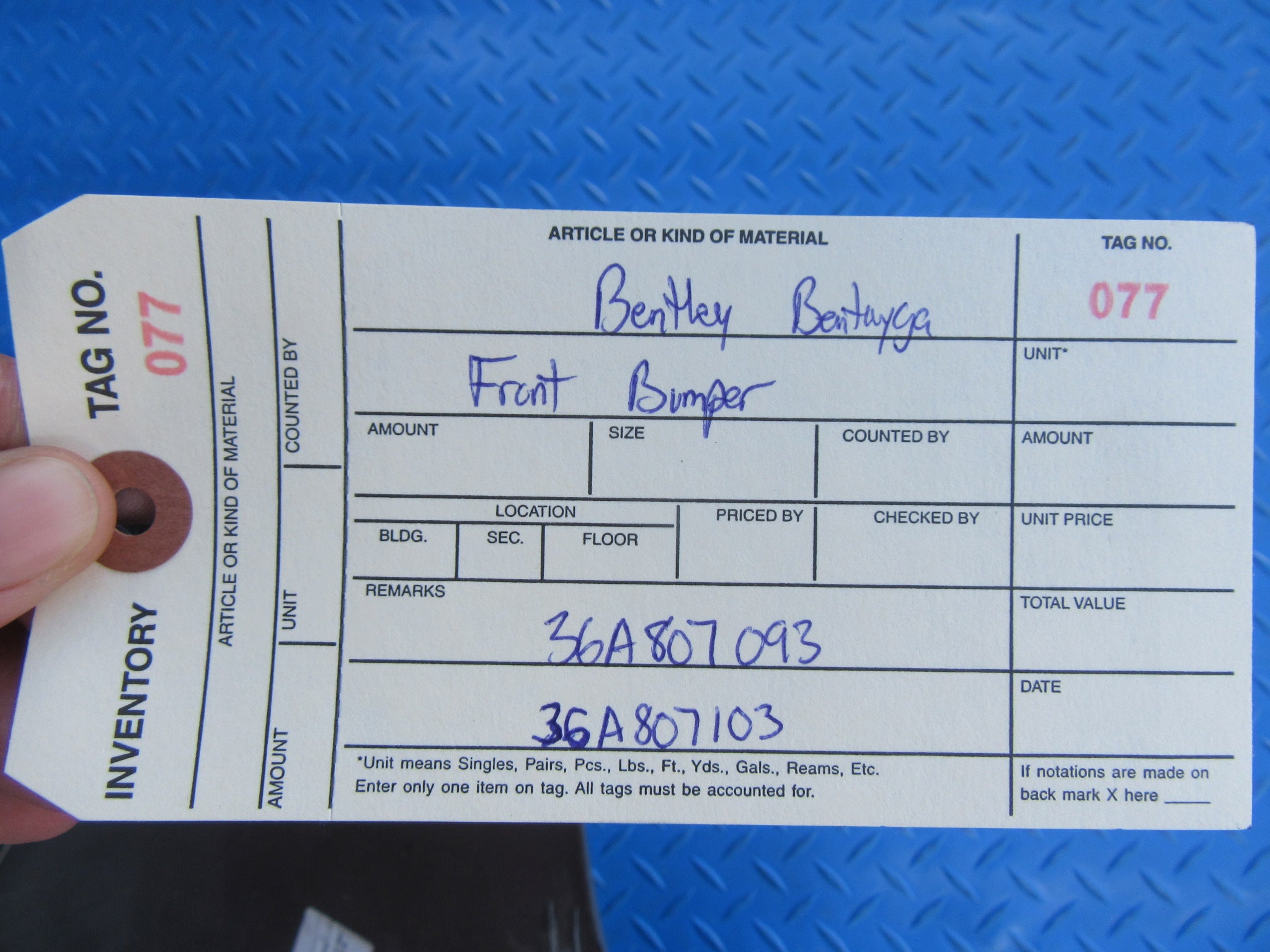 Bentley Bentayga front bumper cover #0077