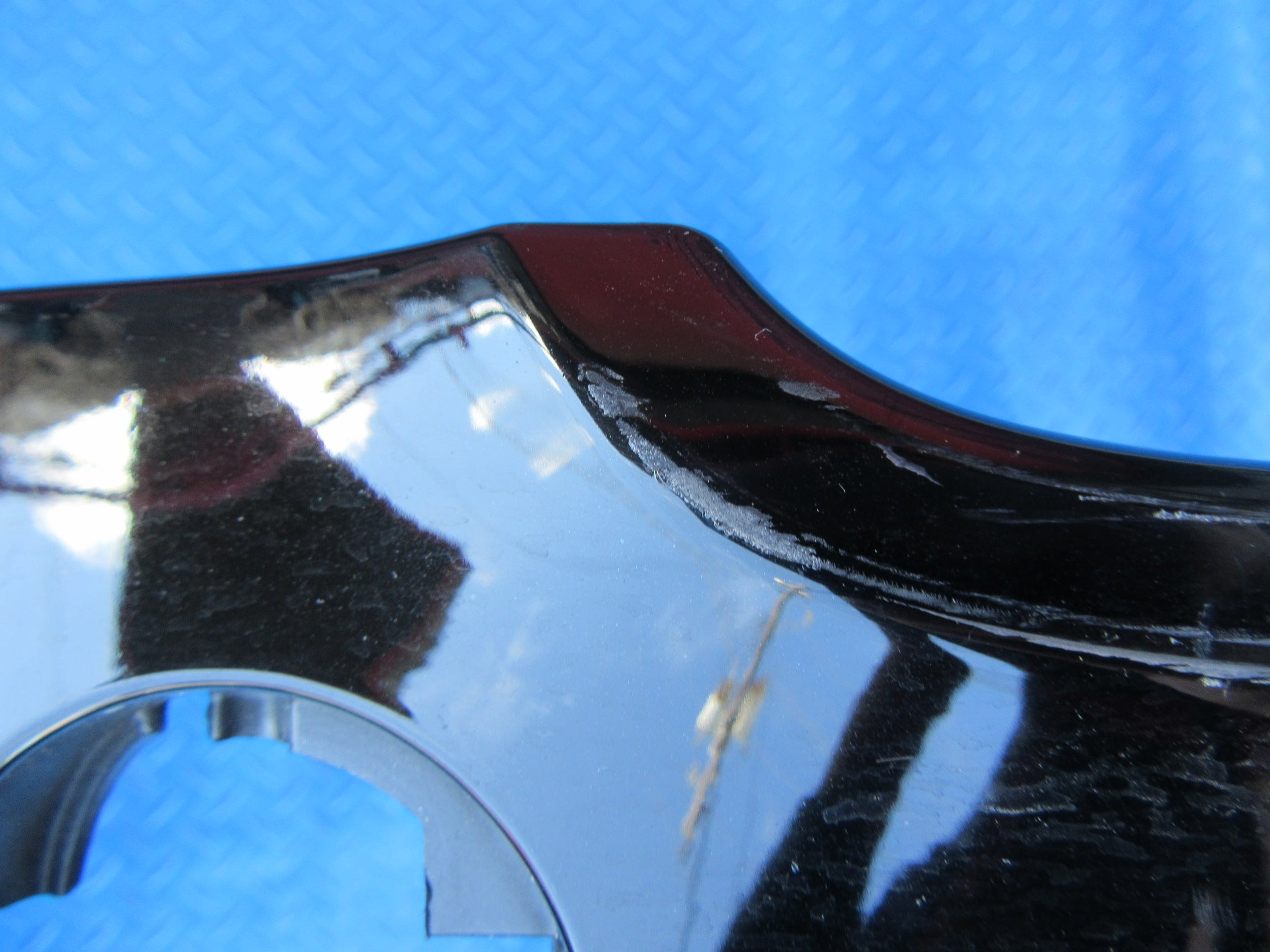 Bentley Bentayga front bumper cover #0076