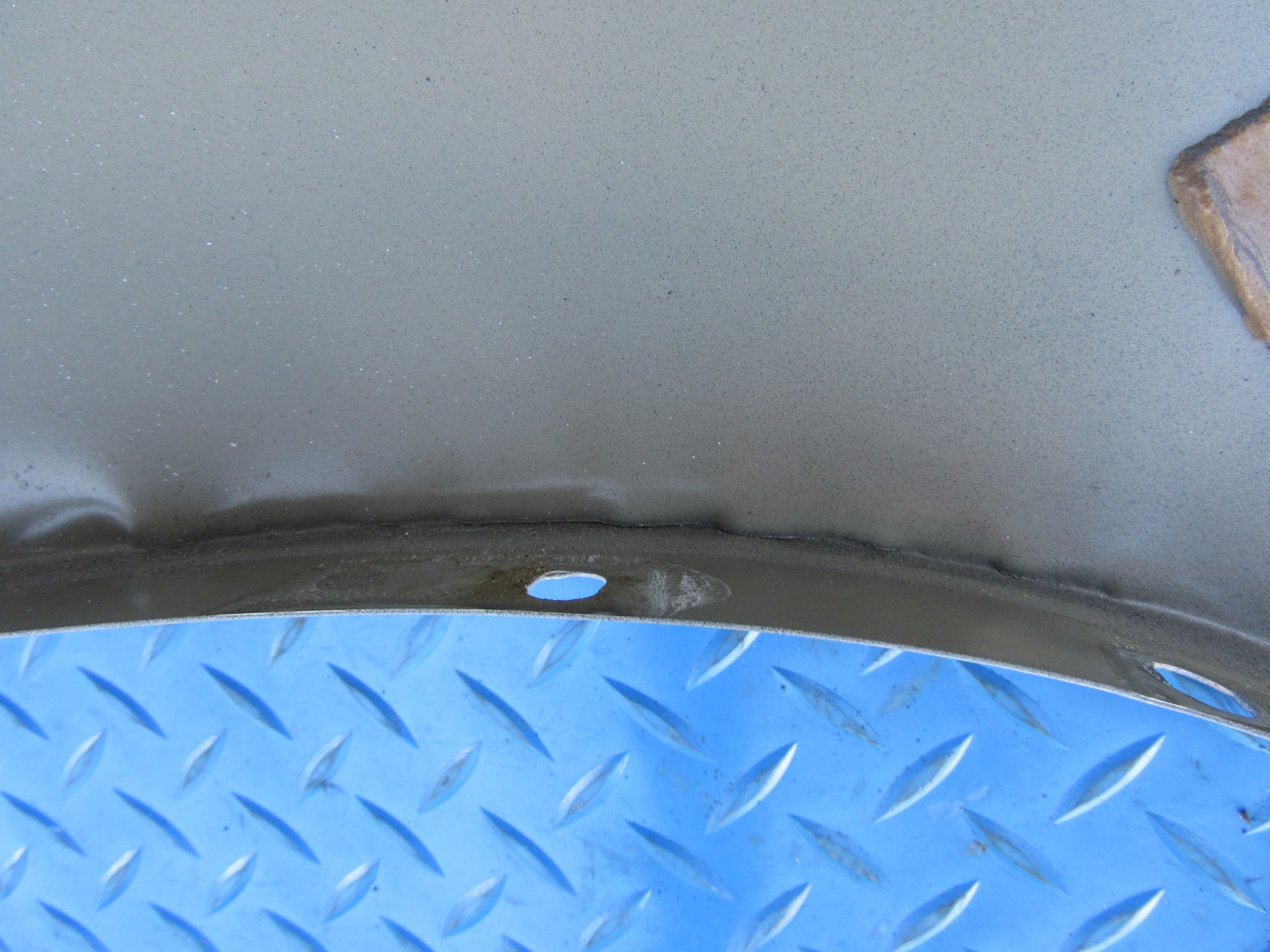 Rolls Royce Cullinan right fender #0079