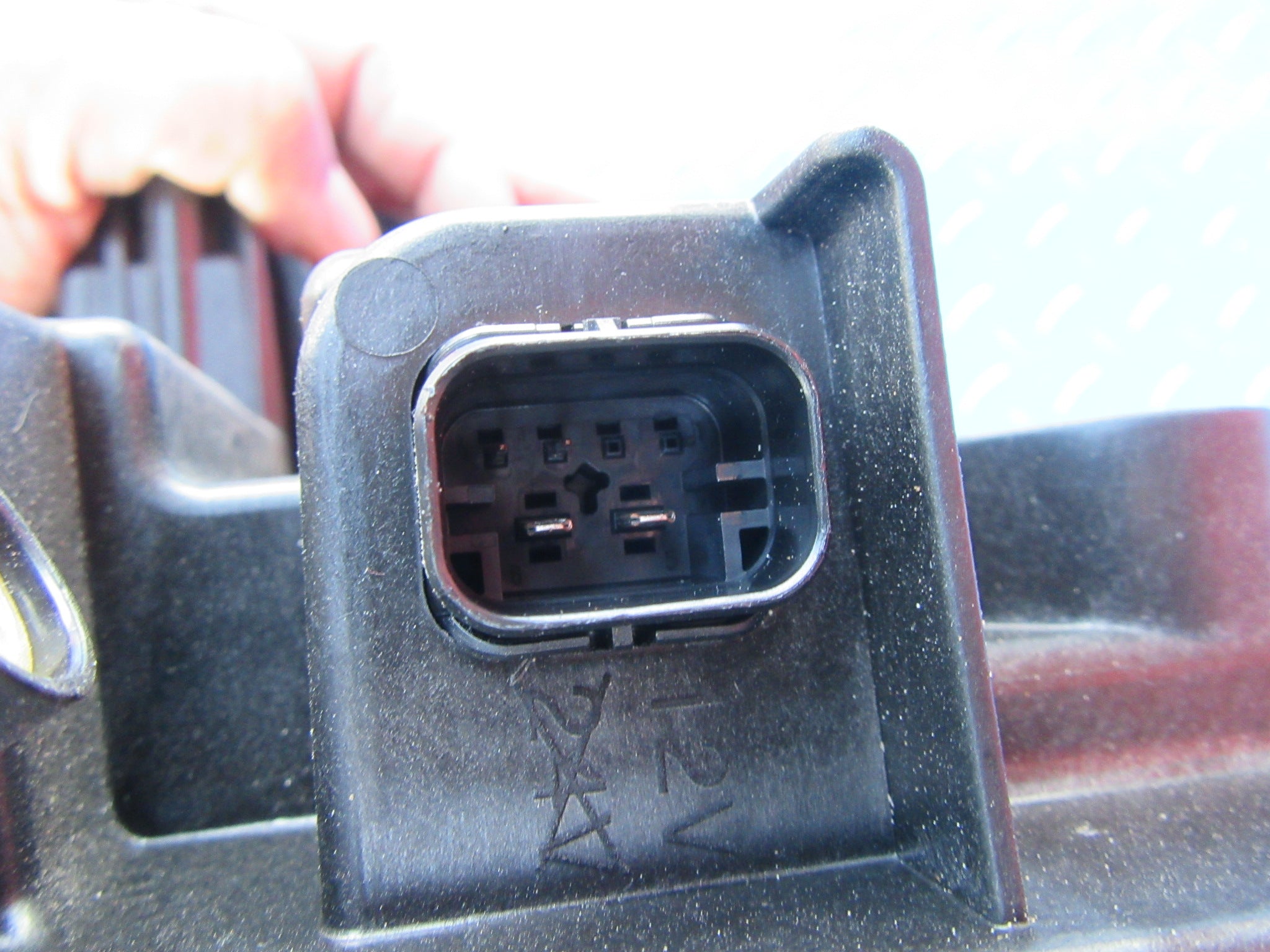 Rolls Royce Cullinan right headlight #0068