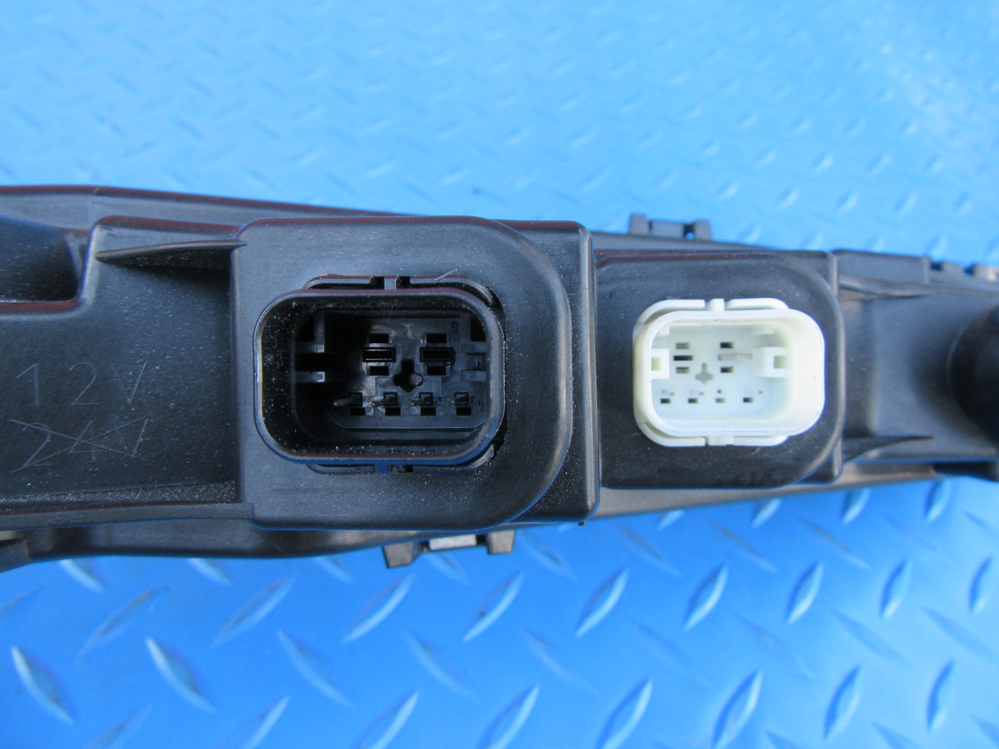 Rolls Royce Spectre RR25 left turn signal #0066