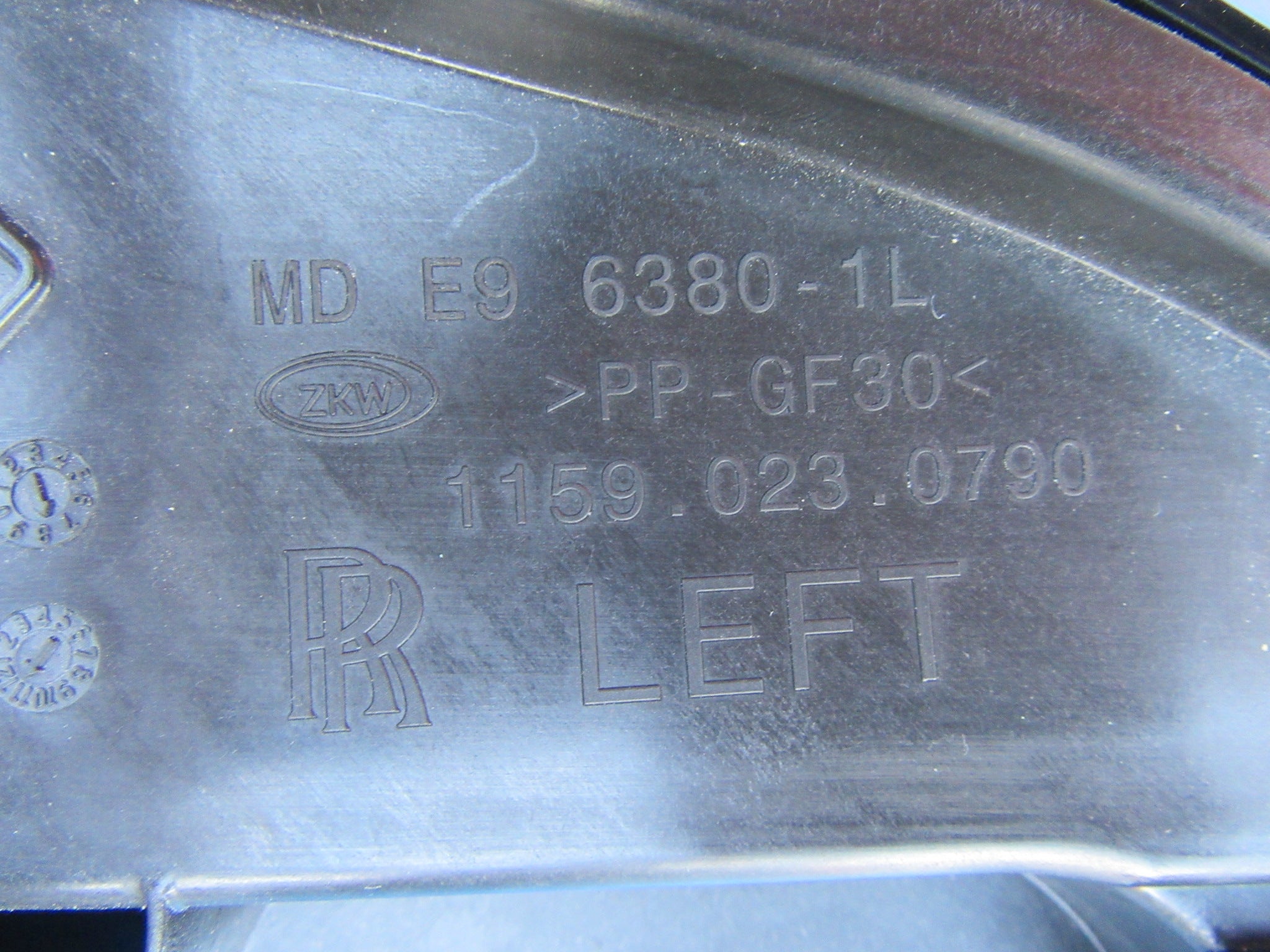 Rolls Royce Spectre RR25 left turn signal #0066