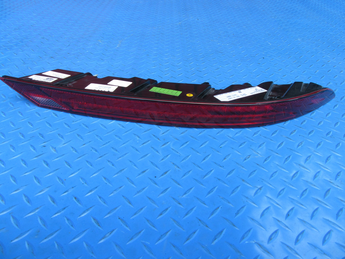 Bentley Bentayga right tail light #0063