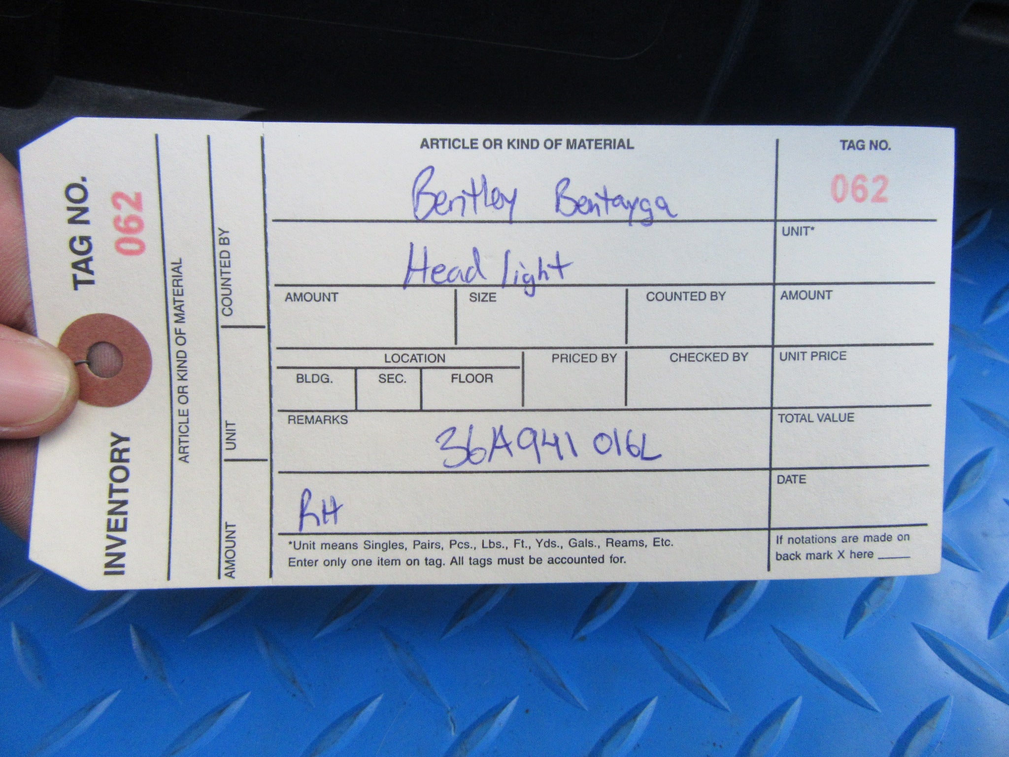 Bentley Bentayga right headlight #0062