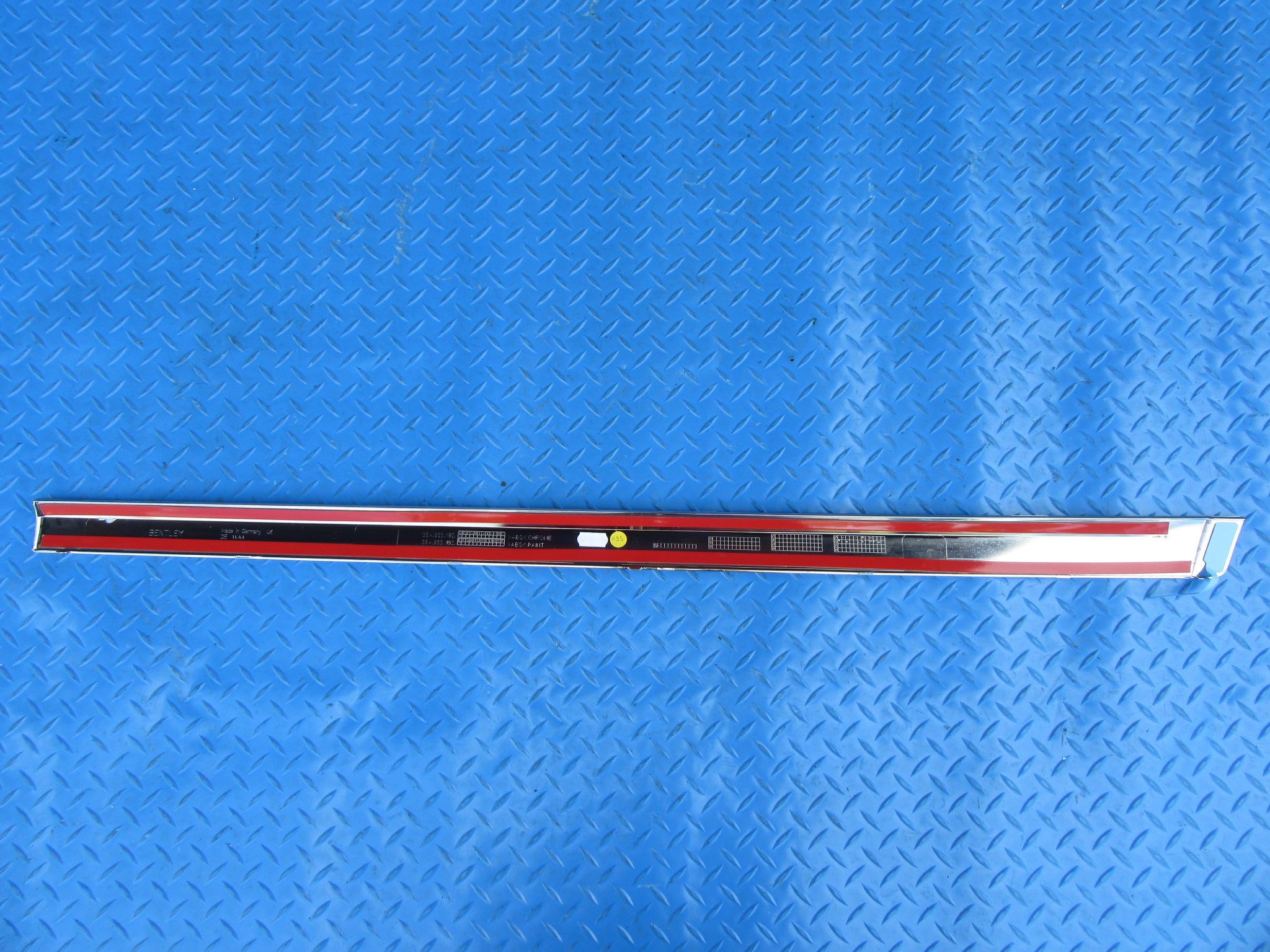 Bentley Bentayga right rear door chrome trim NEW #0072