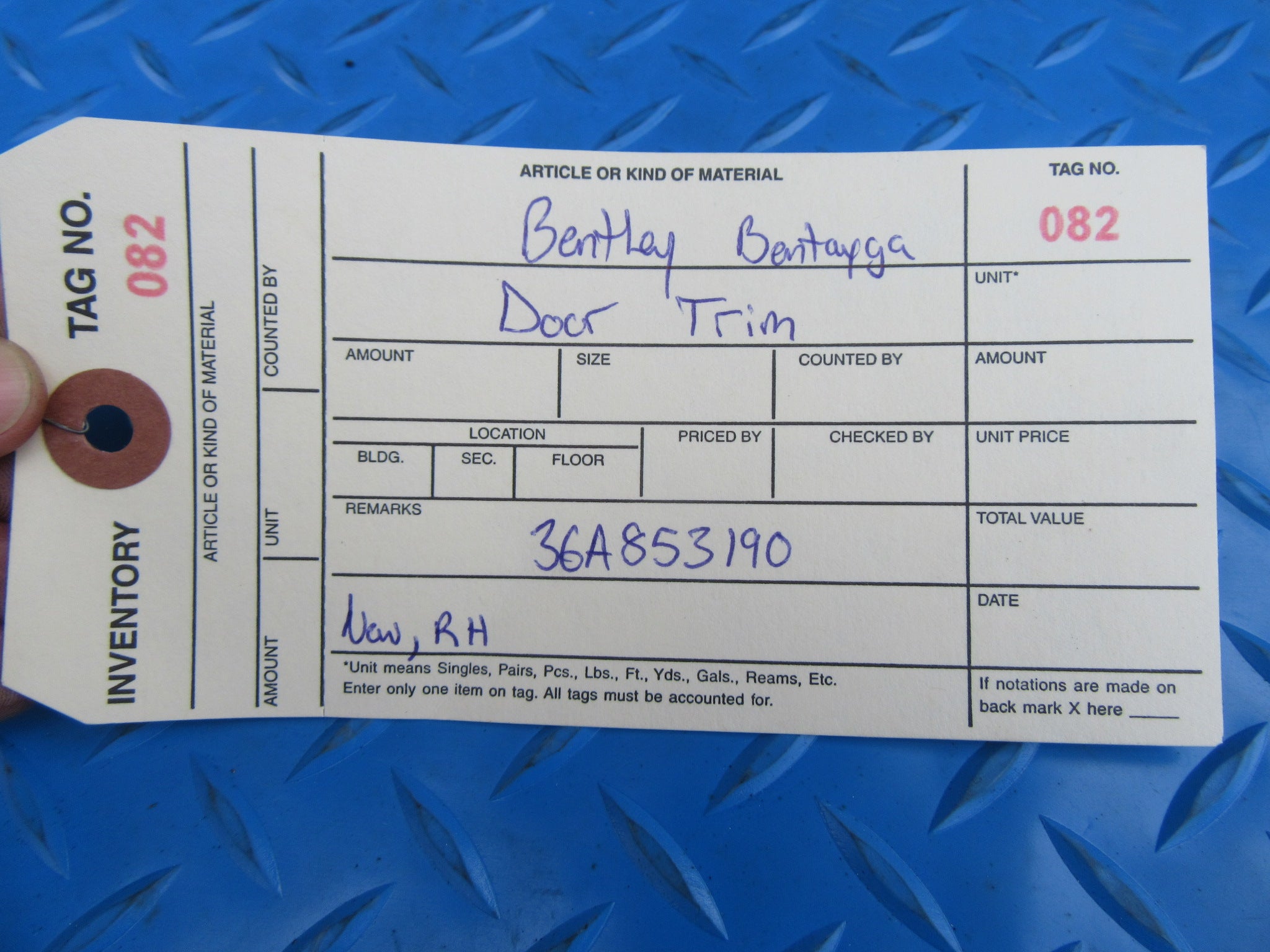 Bentley Bentayga right front door chrome trim NEW #0082