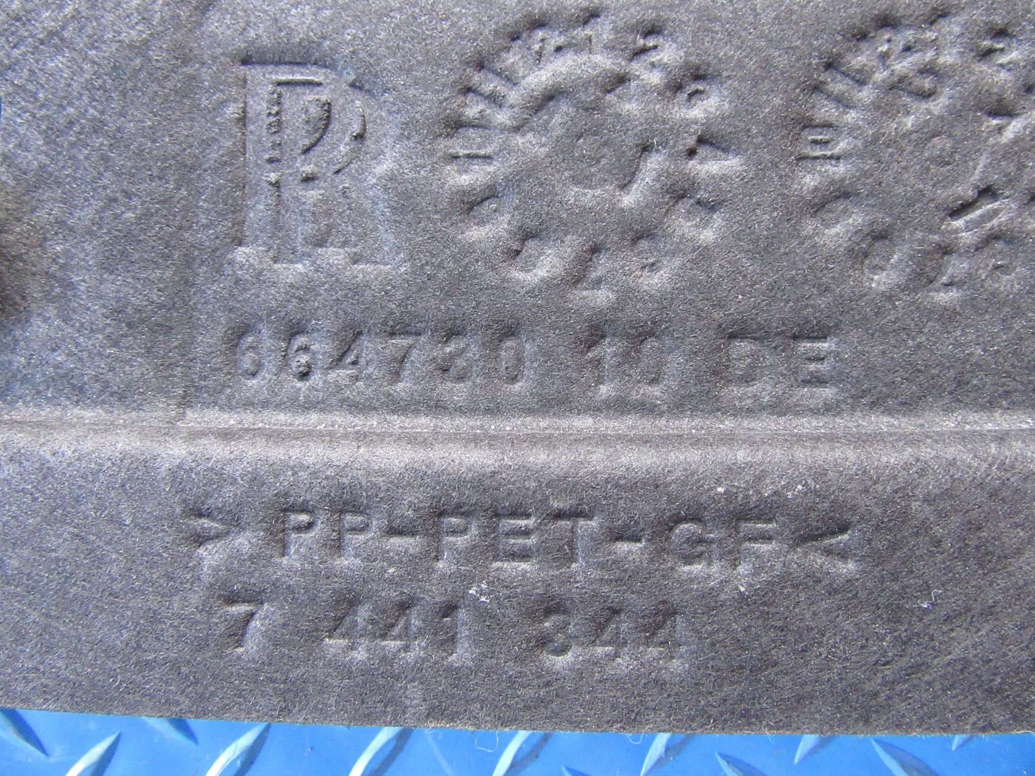 Rolls Royce Cullinan engine bay encapsulation cover #0091