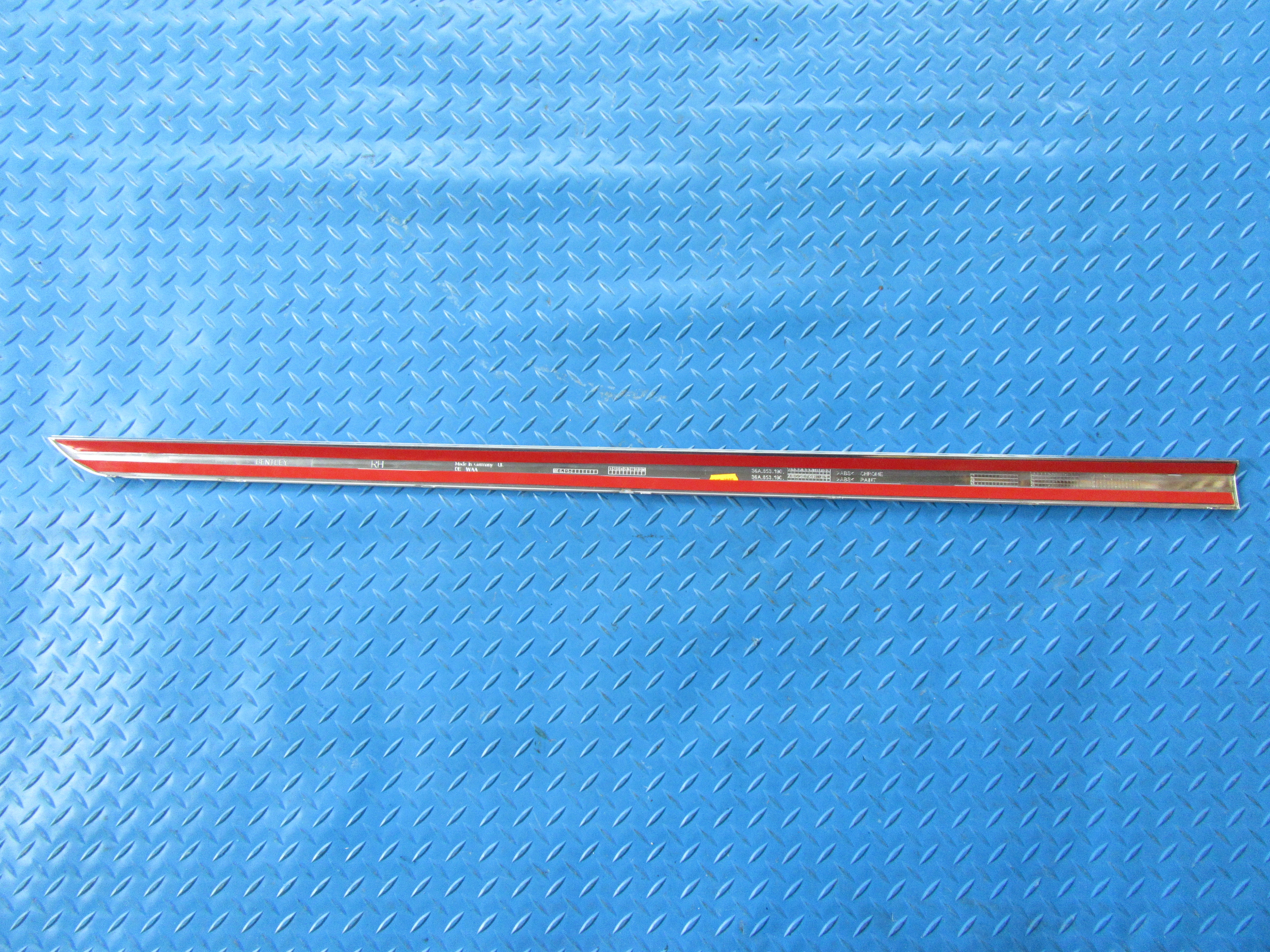 Bentley Bentayga right front door chrome trim NEW #0070