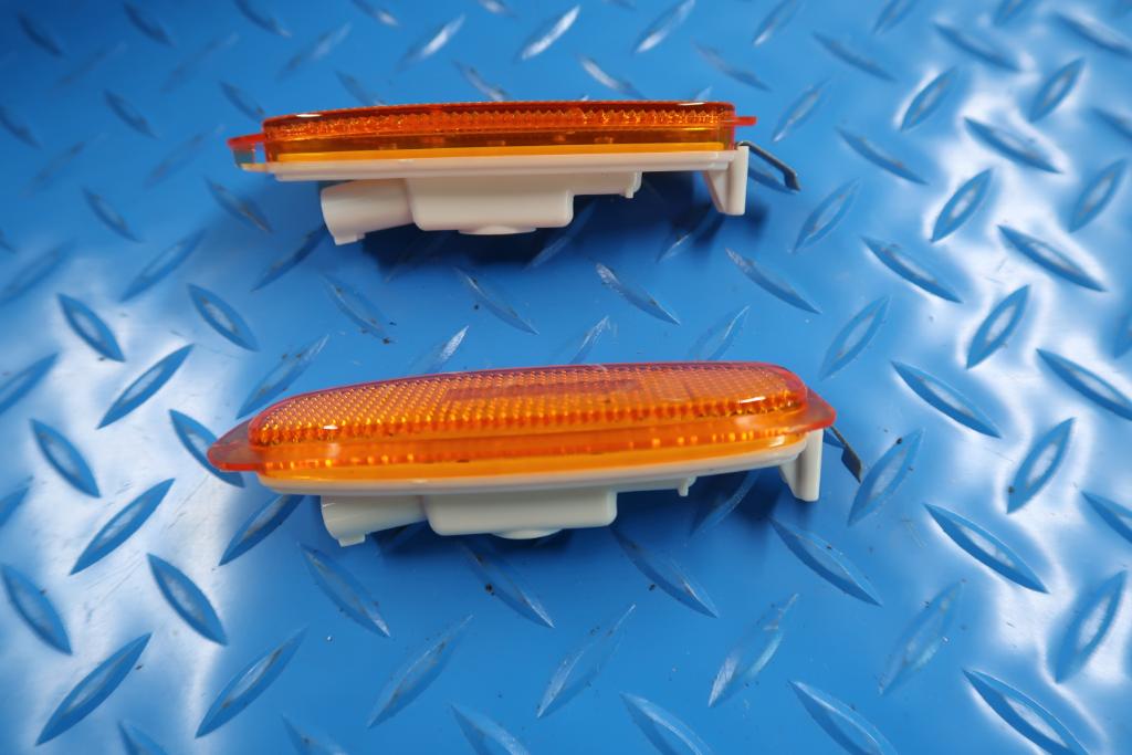 Bentley Continental Gt Gtc Flying Spur Front Bumper side marker lights #12199