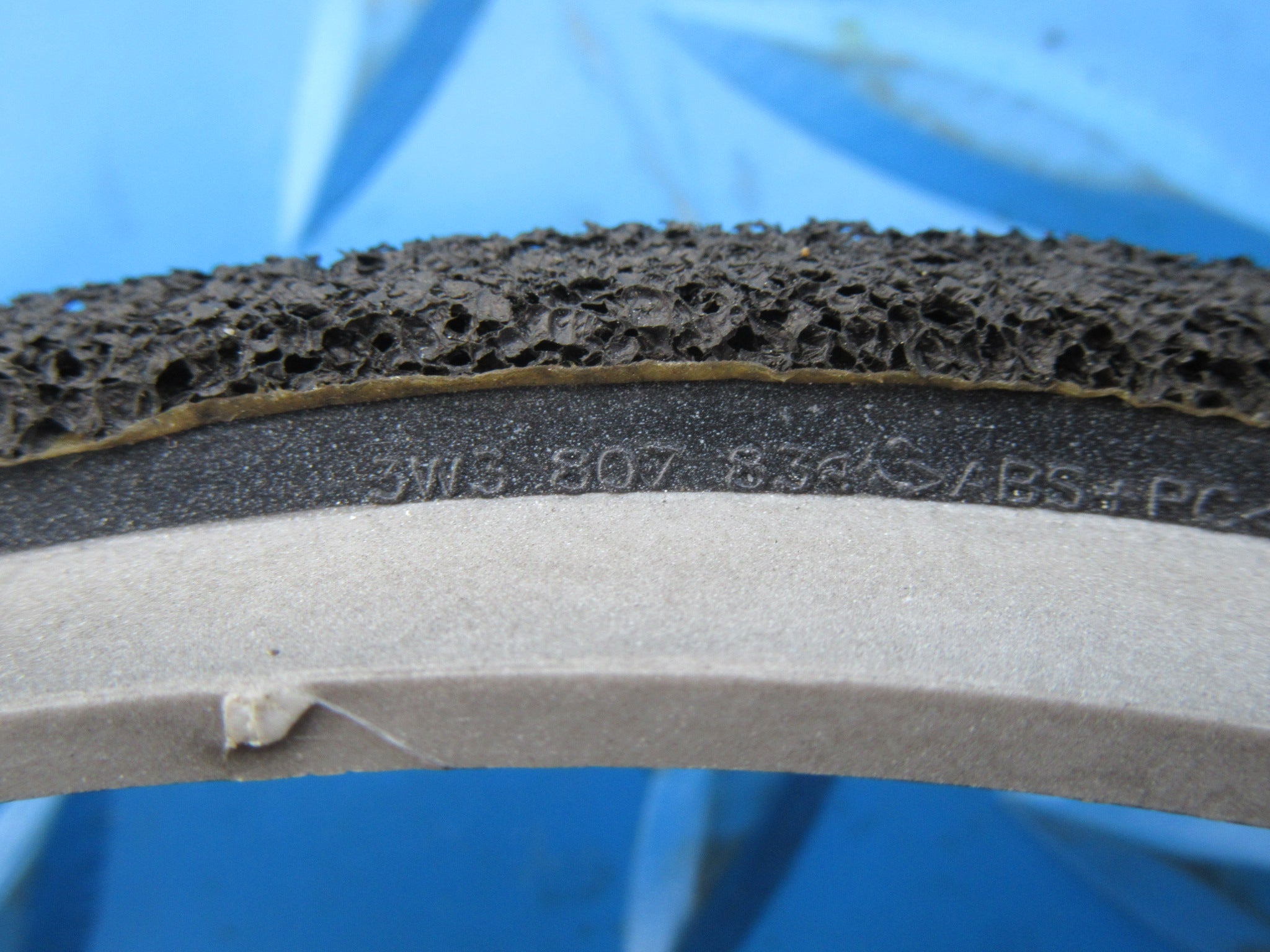 Bentley Continental GT GTC right inner black headlight ring #4010