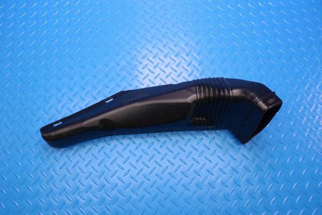 Bentley Gt Gtc Flying Spur V8 left intake air duct #12702